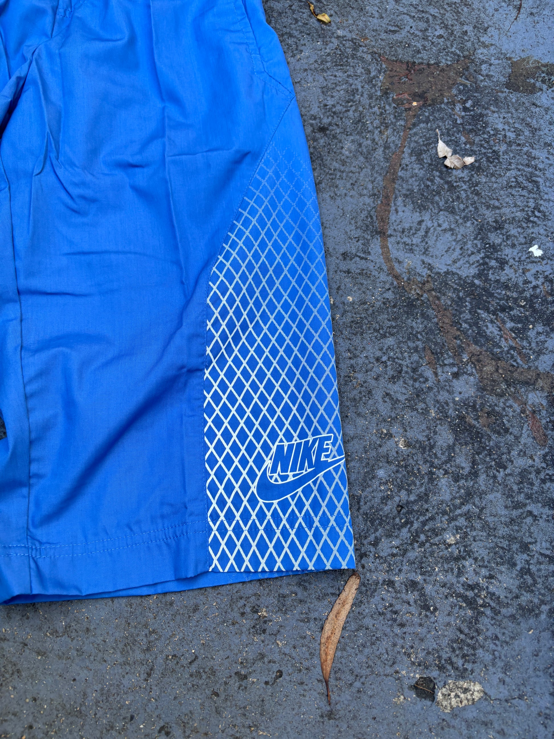 Vintage Y2K Nike Tn 3/4 Track Pants Unisex Size S Blue White Details Classic Nylon Windbreakers