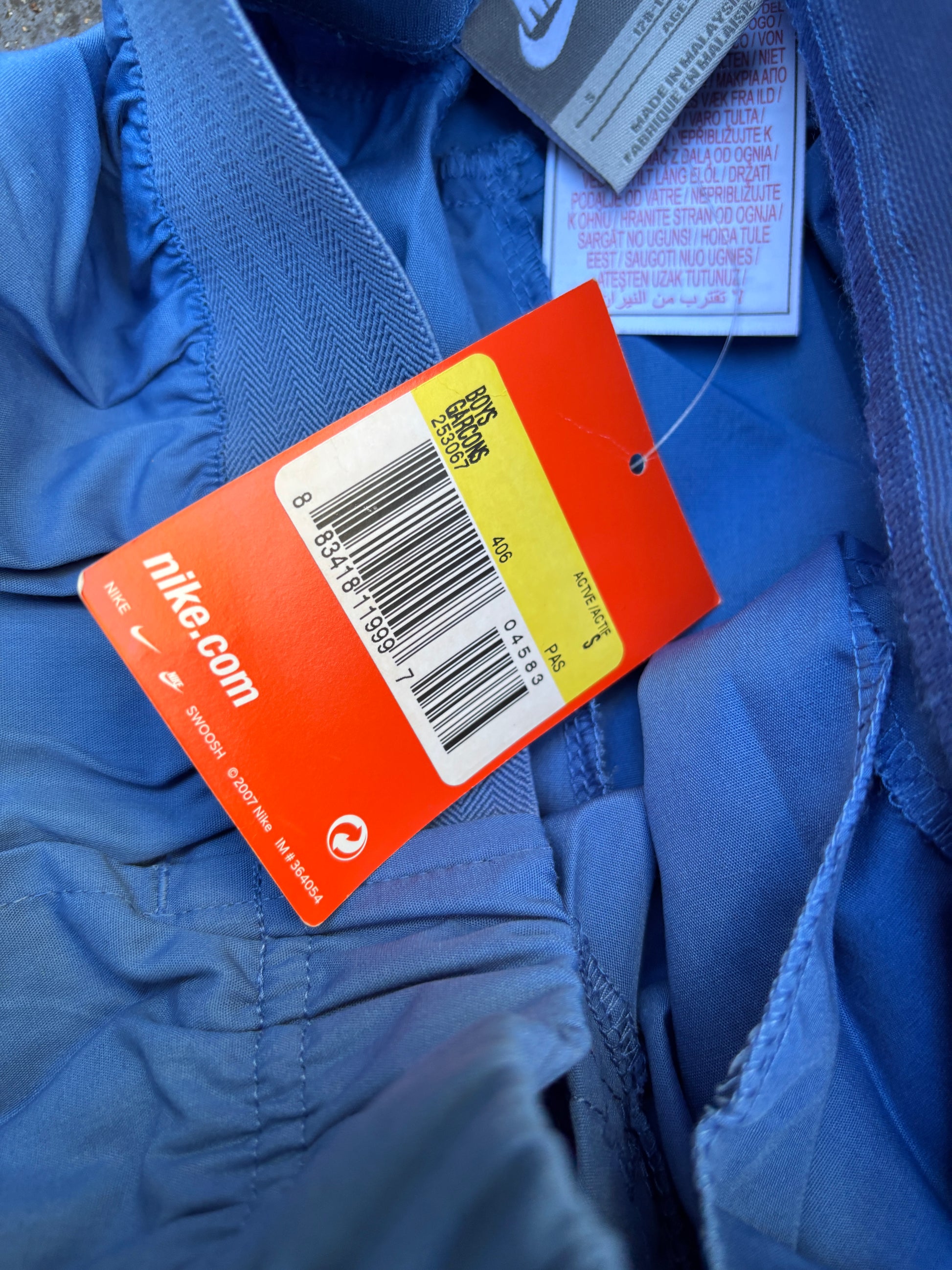 Vintage Y2K Nike Tn 3/4 Track Pants Unisex Size S Blue White Details Classic Nylon Windbreakers