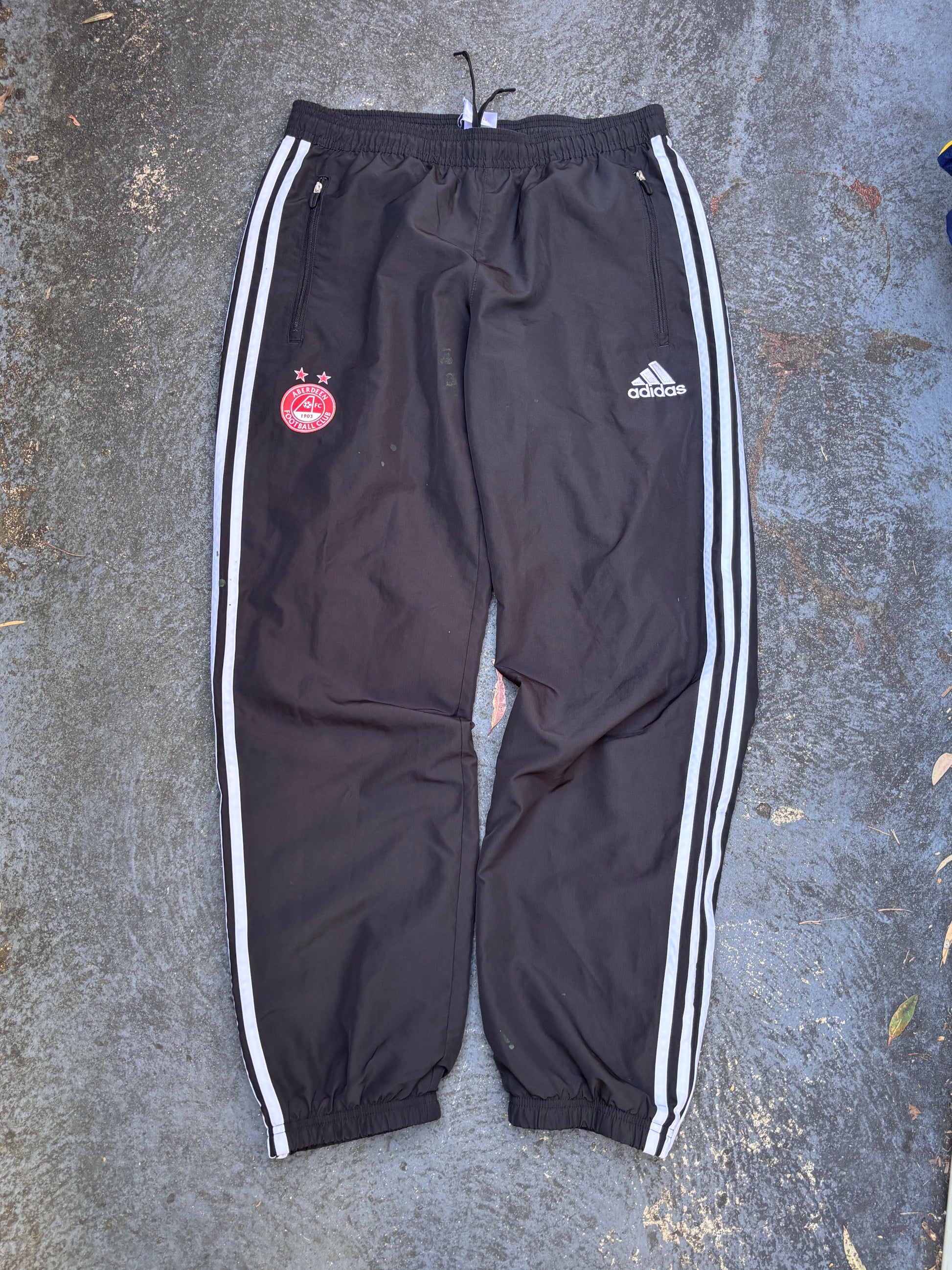 Adidas Aberdeen FC Track Pants Size M Black Straight Leg 3-Stripes Cuffed Ankle
