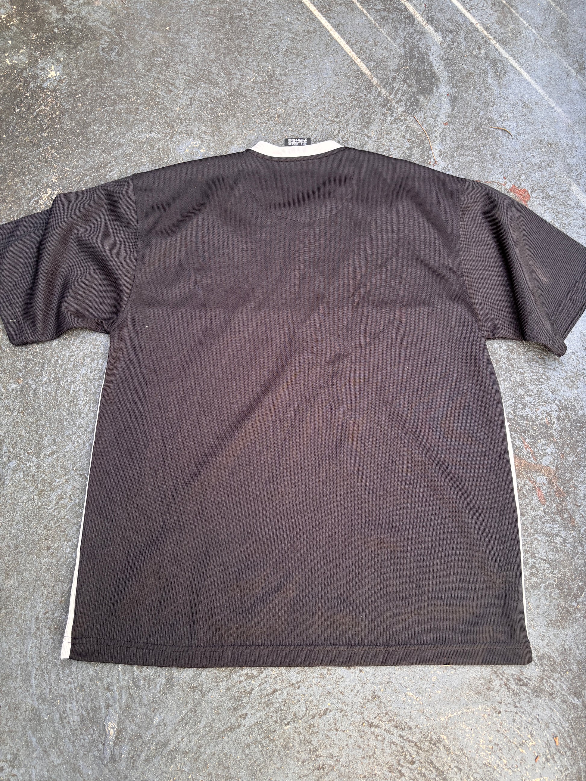 Vintage 90s Nike Football T-shirt Size L Black Beige Jersey Swoosh Logo V-Neck