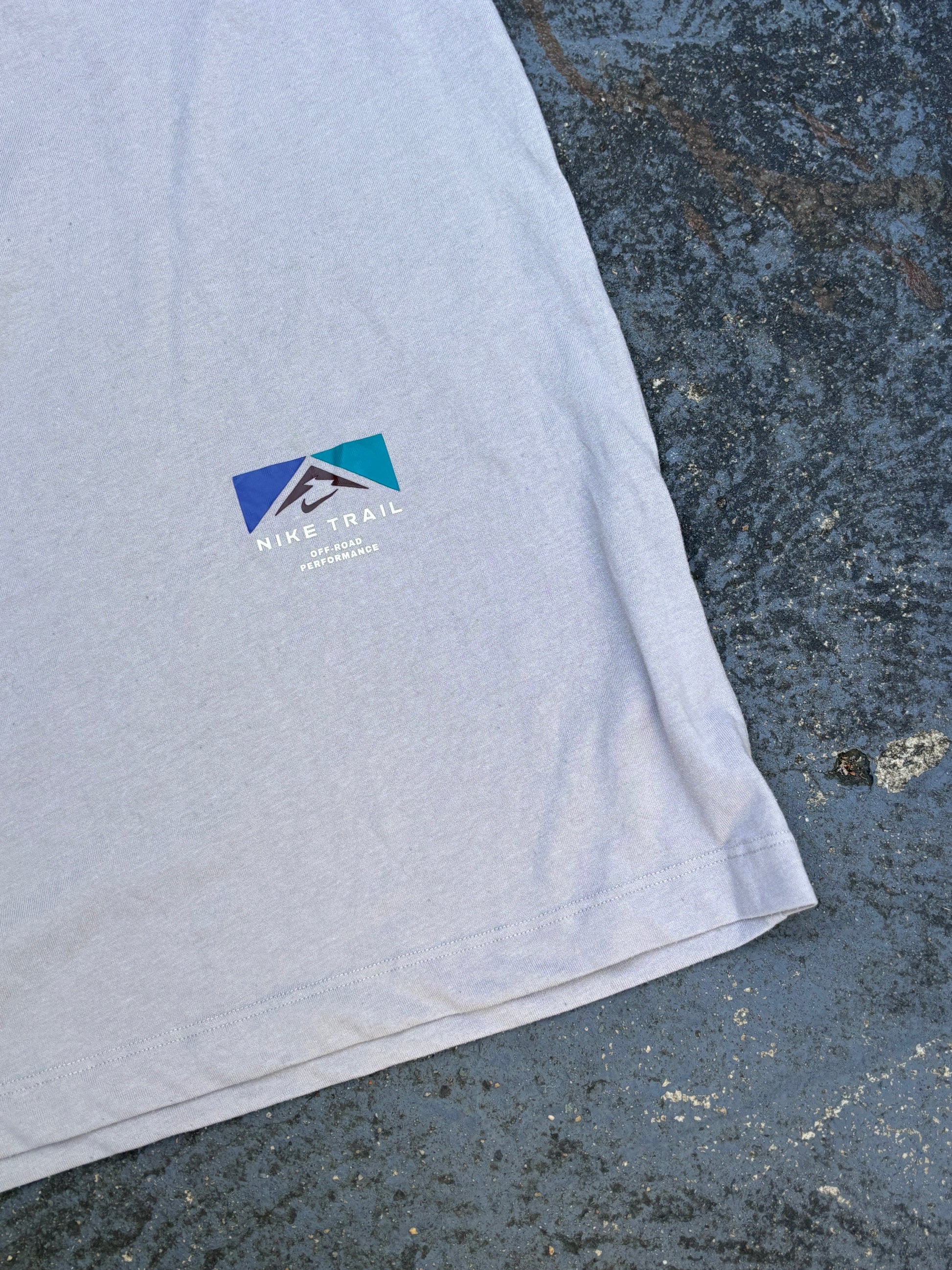 Nike Trail T-Shirt Size S Grey Large Graphic Logo Crew Neck