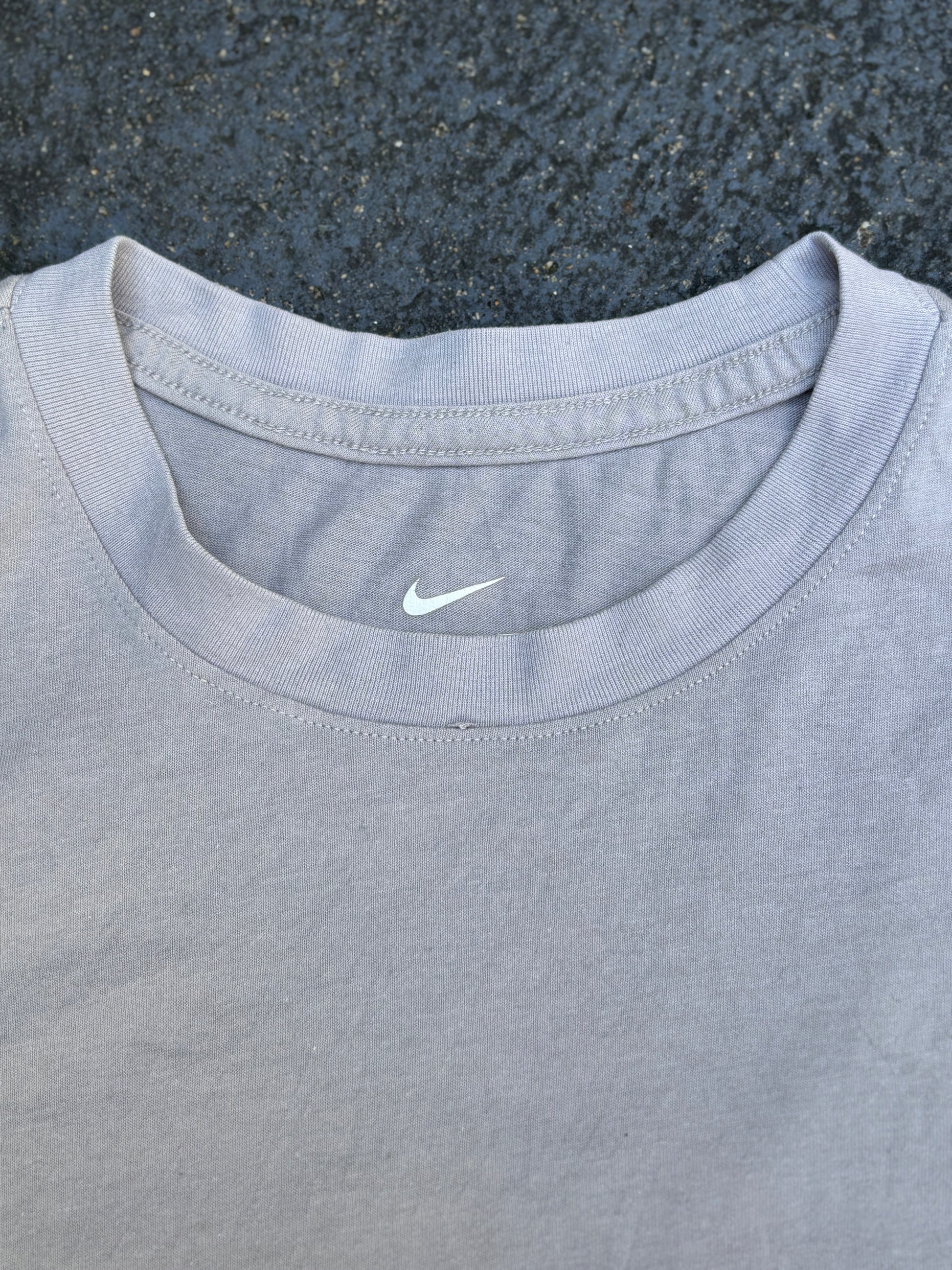 Nike Trail T-Shirt Size S Grey Large Graphic Logo Crew Neck
