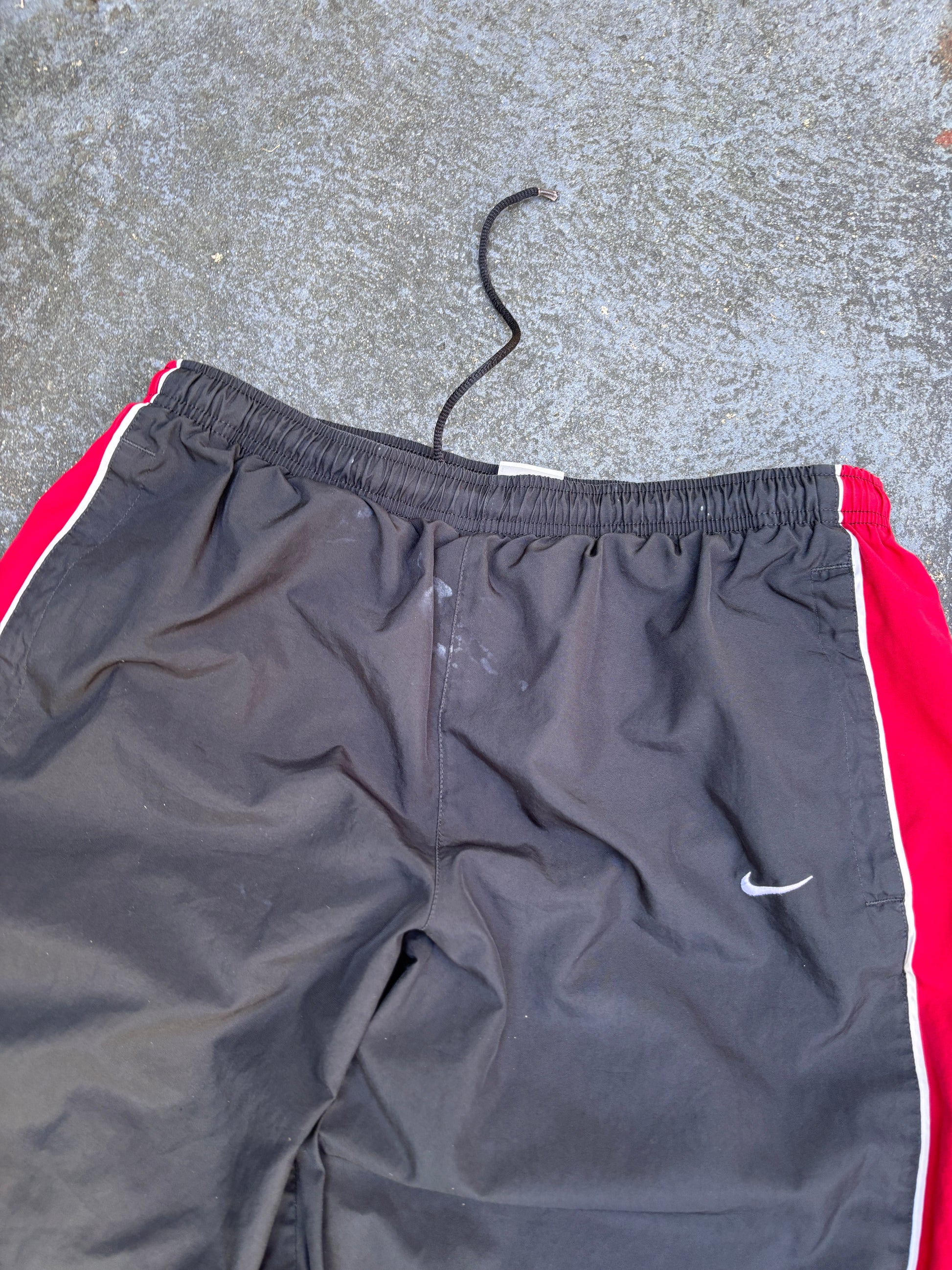 Vintage Y2K Nike Track Pants Size M Black Red Detail Wide Leg Ankle Zip Windbreaker