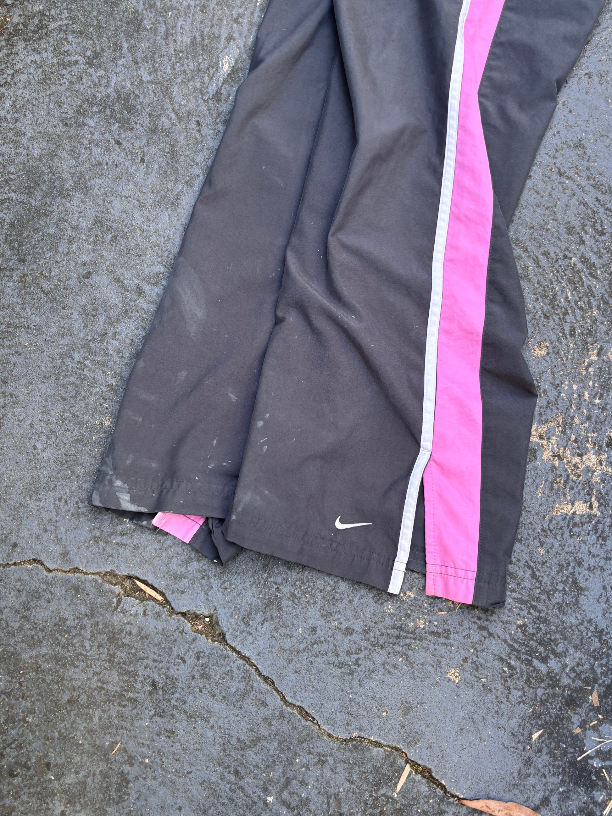 Vintage Y2K Nike Track Pants Women’s Size M Grey Pink Wide Leg Ankle Slit Swoosh Logo