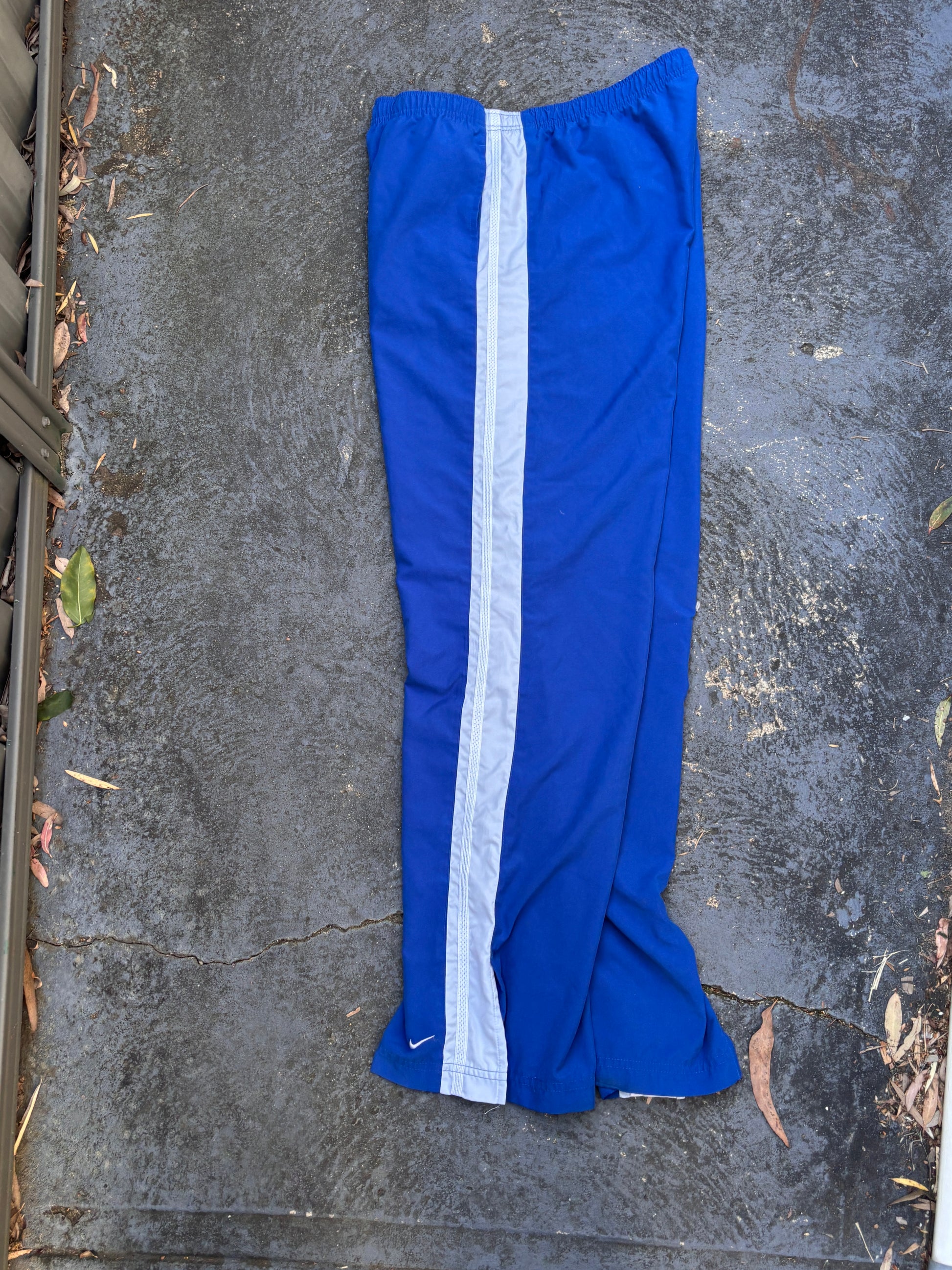 Vintage Y2K Nike Track Pants Women’s Size M Two-Tone Blue Wide Leg Ankle Slit Swoosh