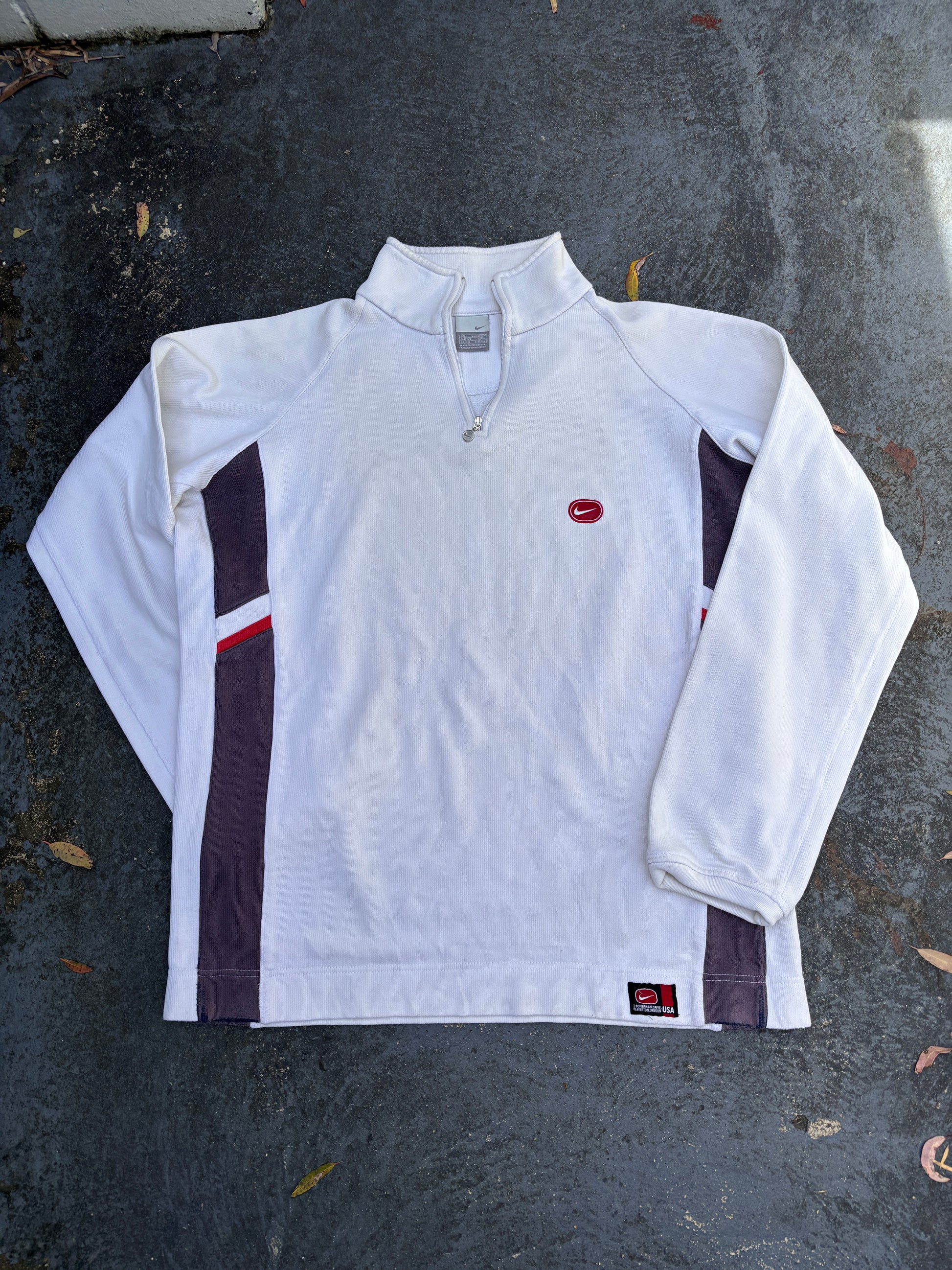 Vintage Y2K Nike Jumper Size L White Red Badge Grey Detail 1/4 Zip Textured Cotton