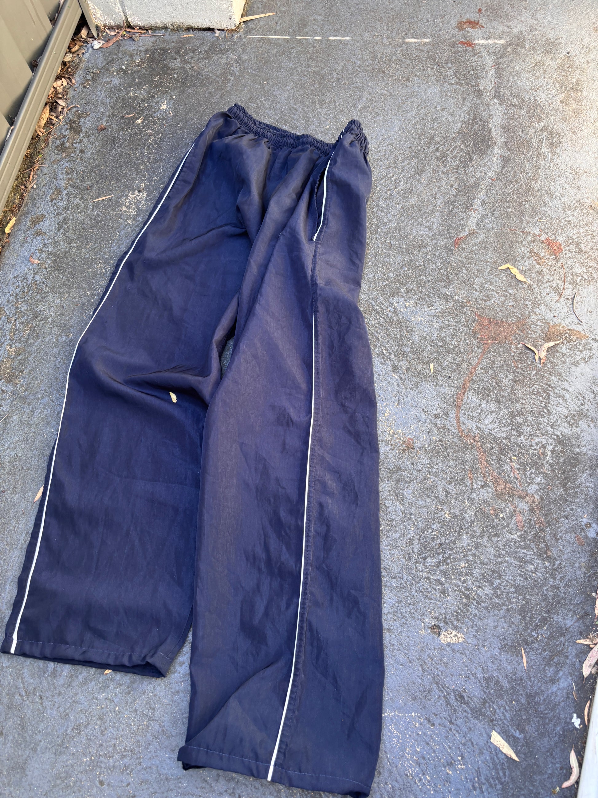 Vintage Y2K Nike Track Pants Size L Navy White Piping Embroidered Swoosh Wide Leg