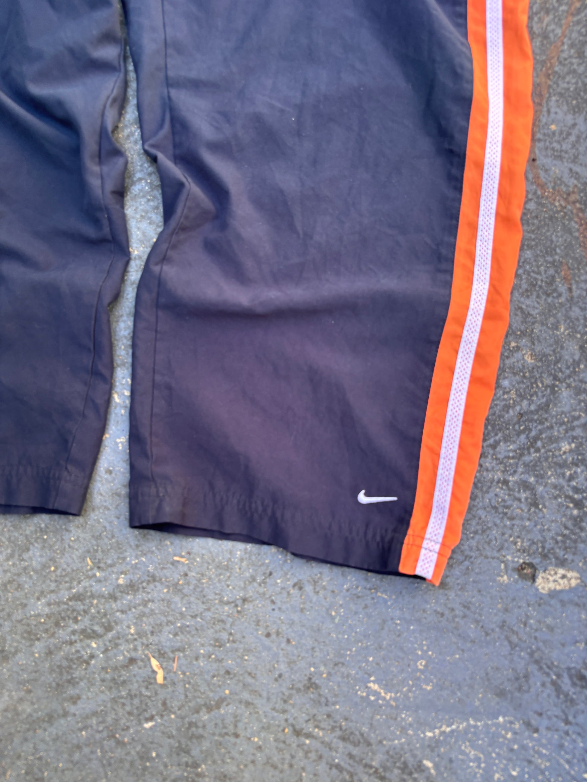 Vintage Y2K Nike 3/4 Track Pants Women’s XL Navy Orange Side Detail Ankle Swoosh