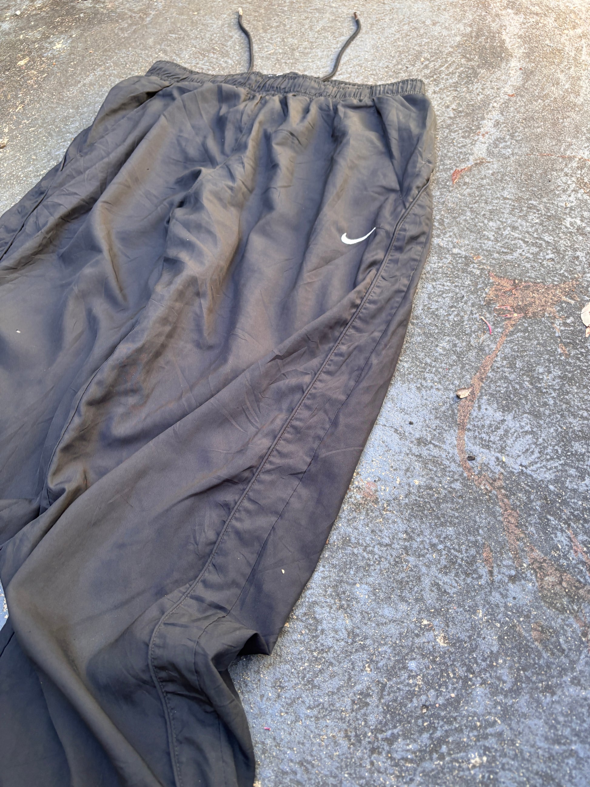 Nike Dri-Fit Track Pants Size M Black White Swoosh Wide Leg Ankle Zip + Bungee