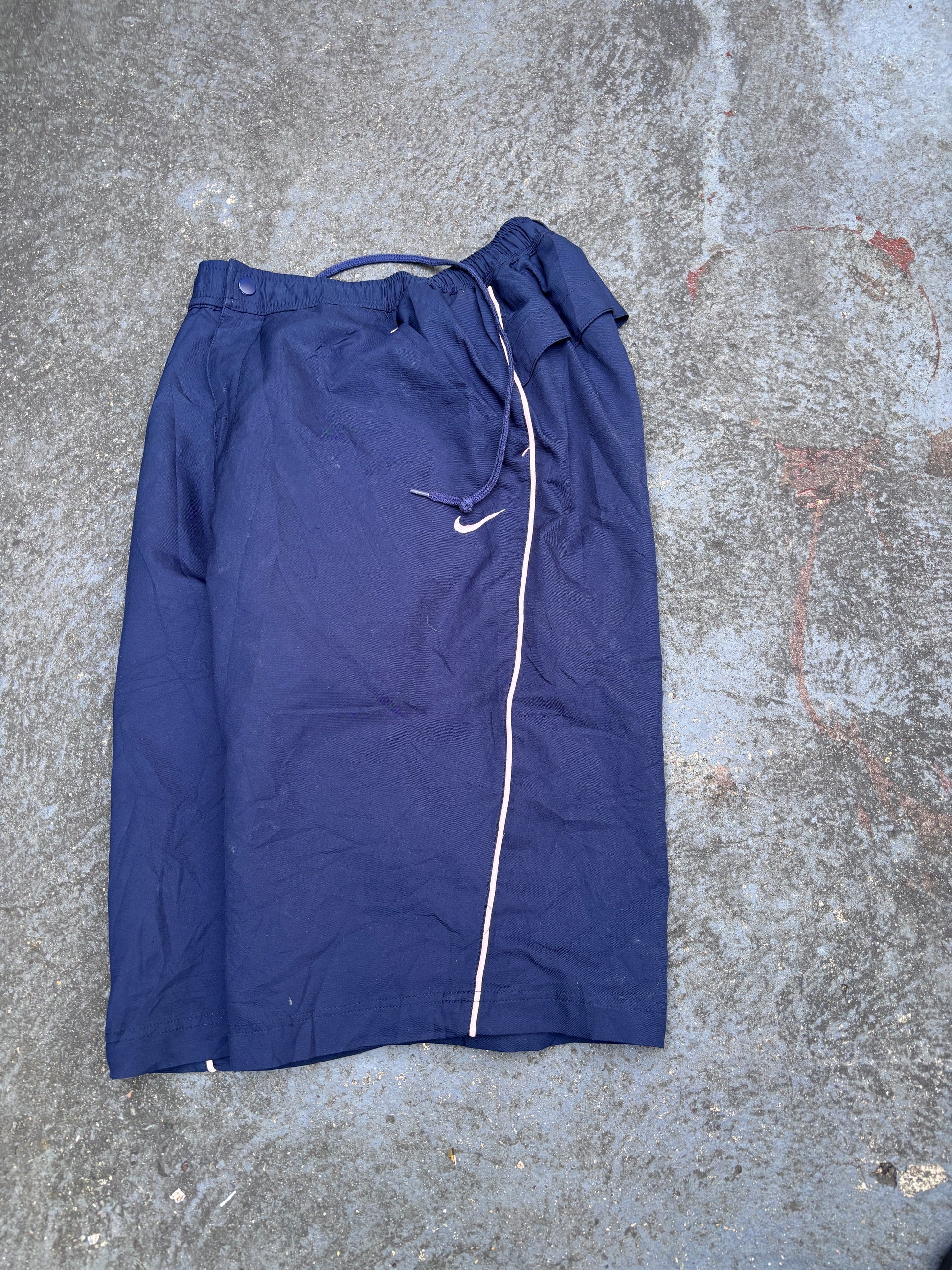Vintage Y2K Nike Shorts Women’s XS Navy Pink Detail & Swoosh Baggy Wide Leg