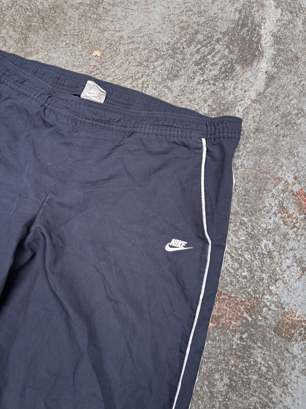Vintage Y2K Nike Track Pants Size S Navy White Detail Straight Leg Classic Windbreakers