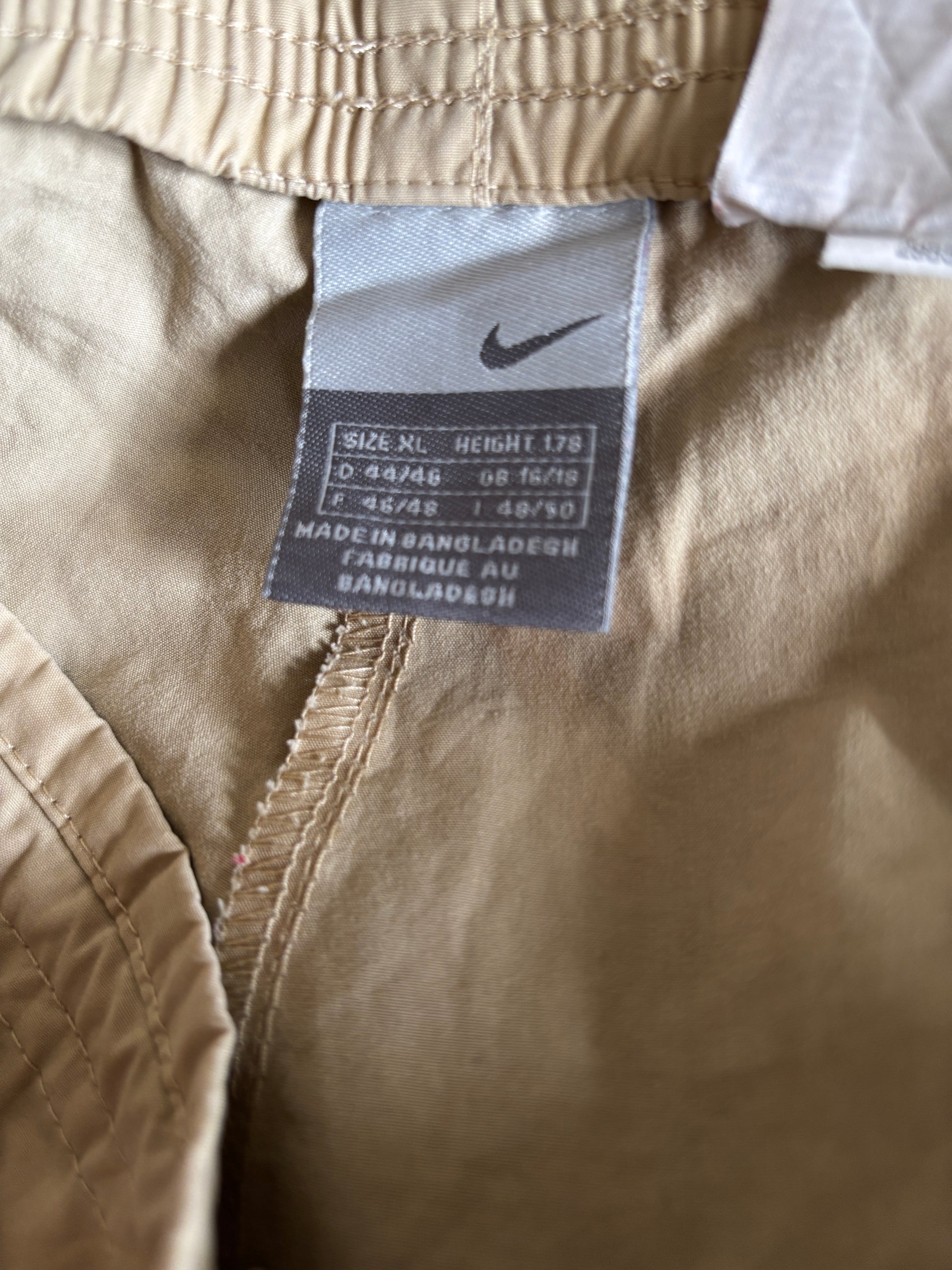 Vintage Y2K Nike 3/4 Pants Size XL Khaki Cargo