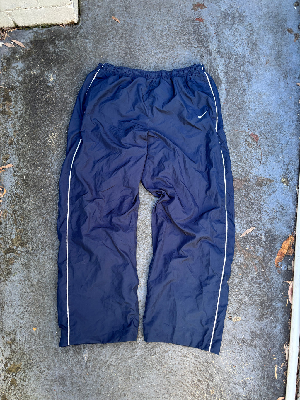Vintage Y2K Nike Track Pants Size XL Navy White Detail Swoosh Classic Nylon Style