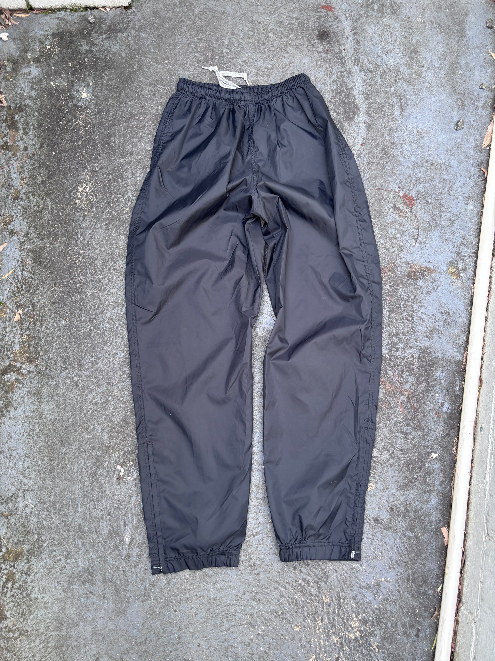 Vintage 90s Nike Track Pants Men’s L Black White Swoosh Light Nylon Windbreakers