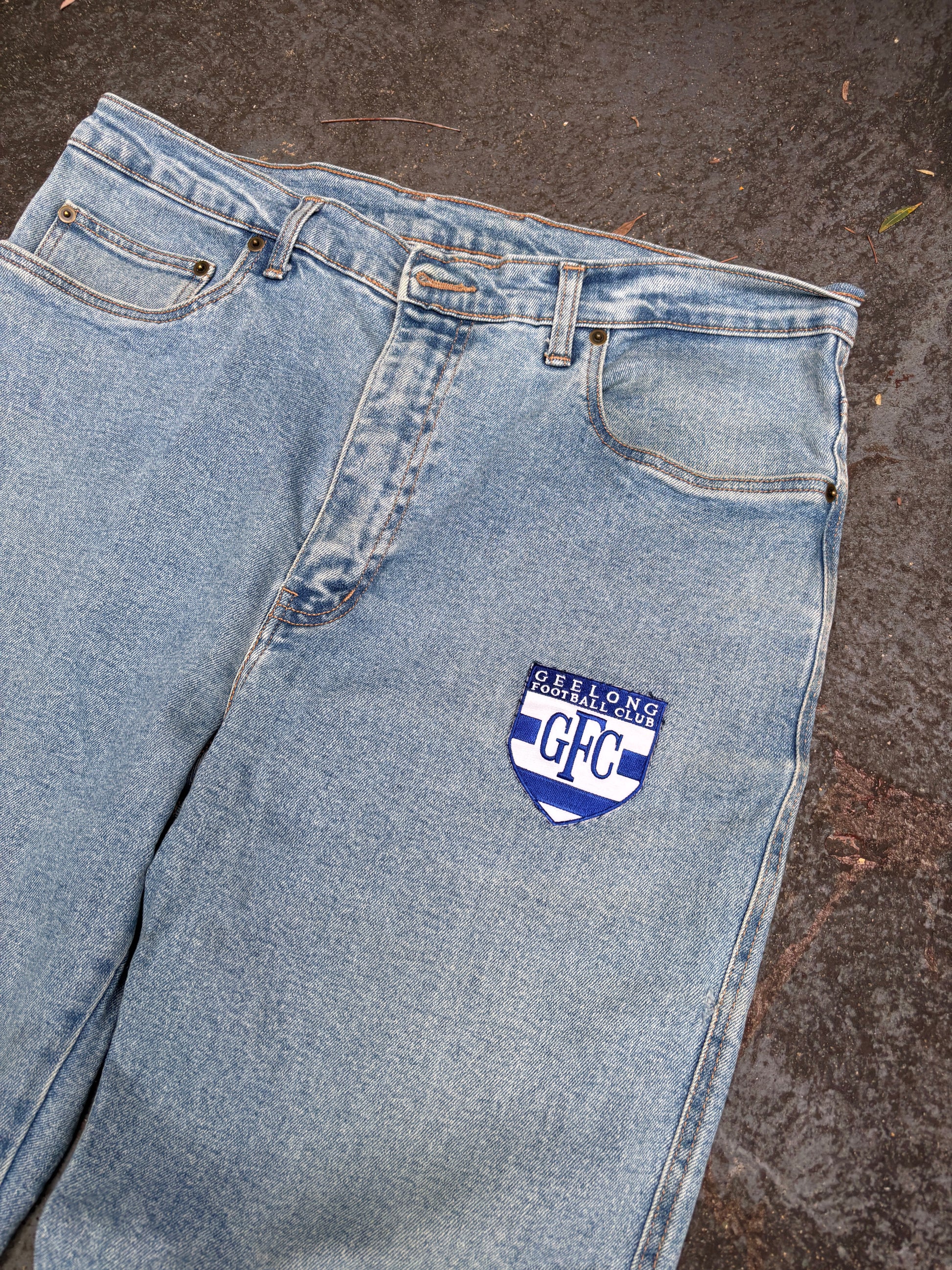 Vintage Tactics Australian Made Jeans Sz 36 Blue Mid Wash Geelong Football Patch