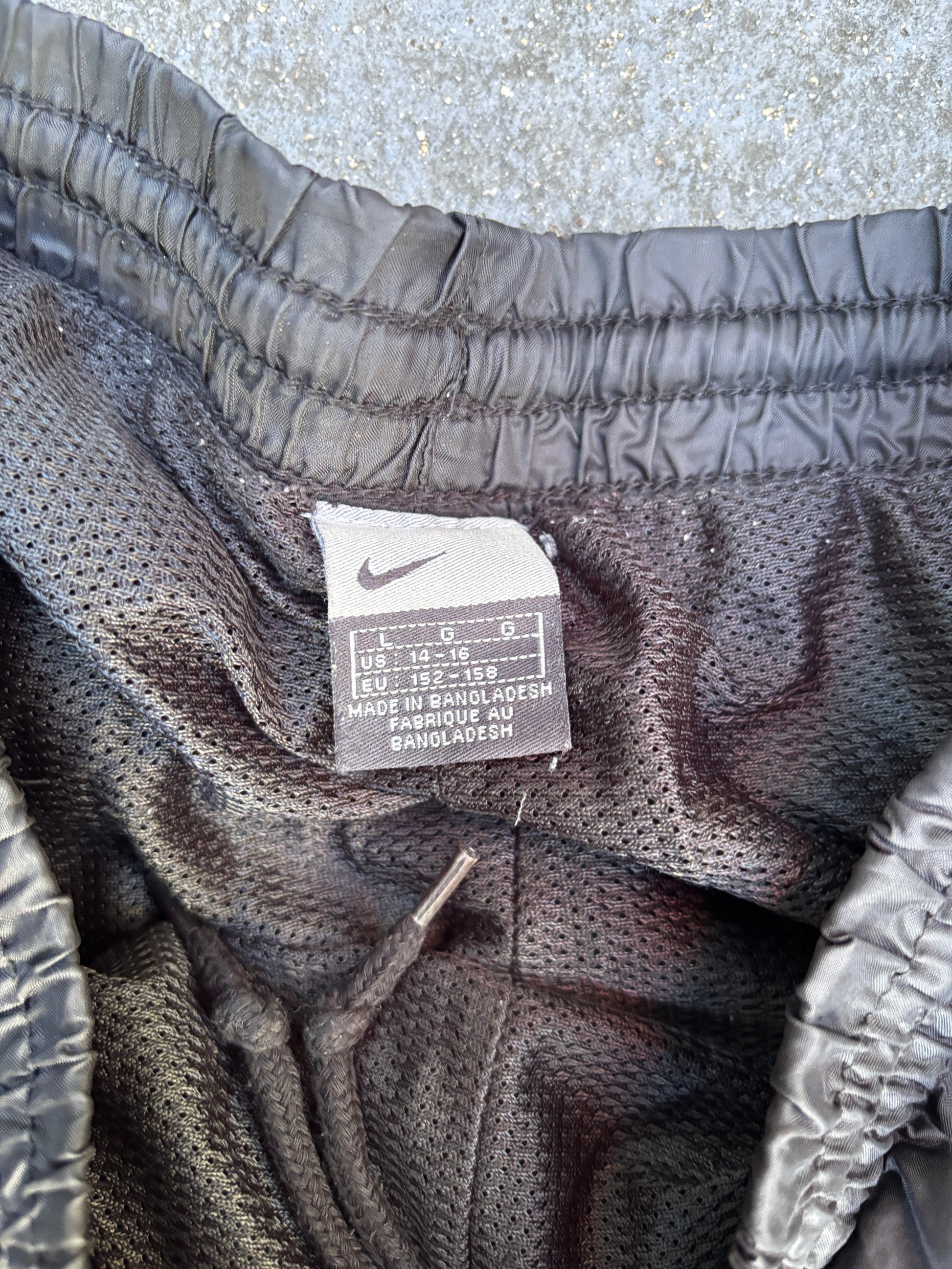 Vintage Y2K Nike Track Pants Size S Black White Side Detail Classic Windbreakers