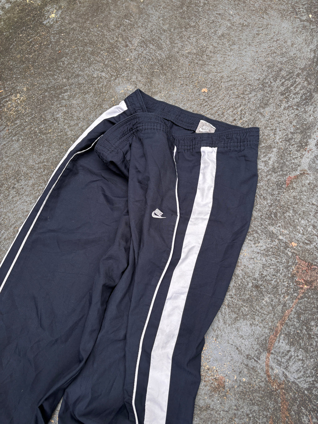 Vintage Y2K Nike Track Pants Size S Navy White Detail Straight Leg Classic Windbreakers