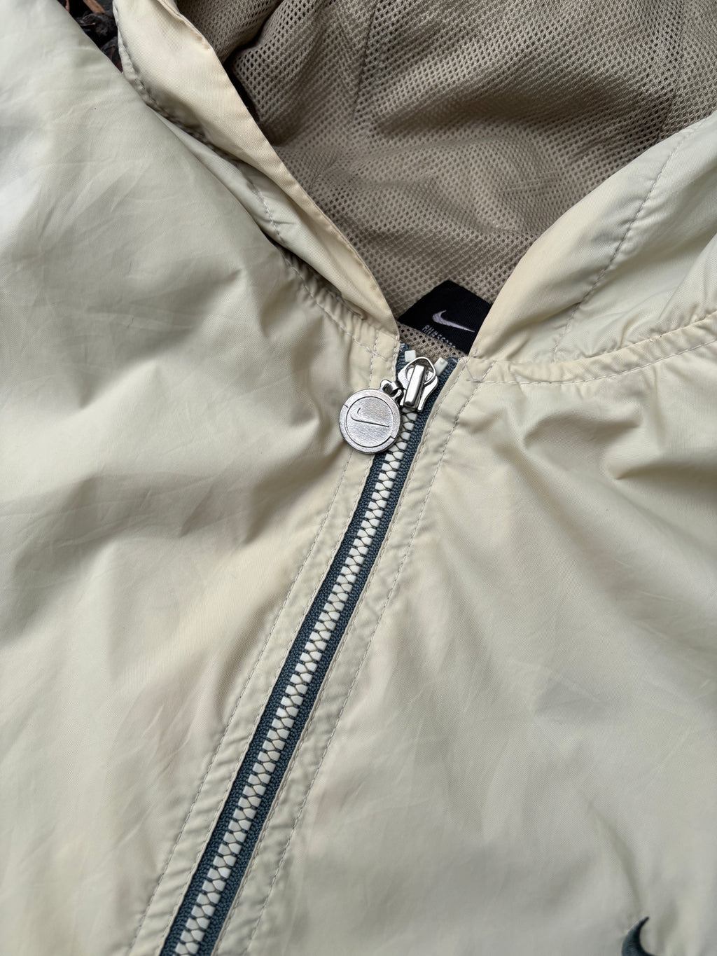 Y2K Nike Nylon Jacket Size XL Off White Cream Hooded Grey Tag Boxy Bungee Waist