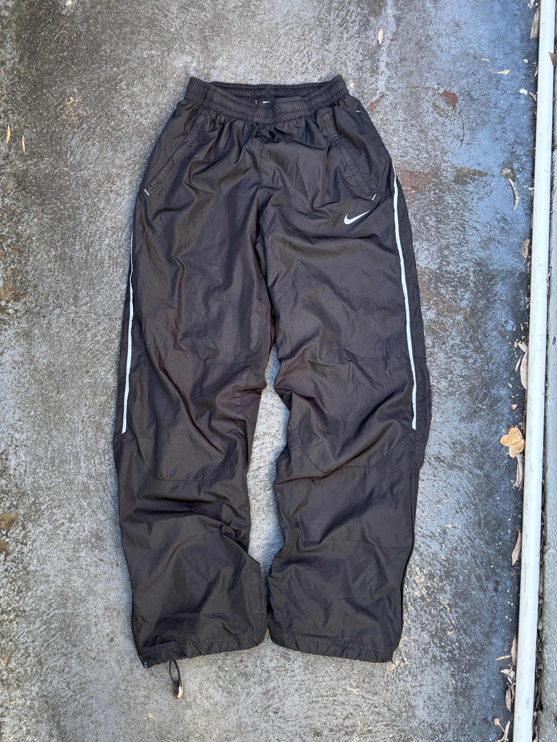 Classic Nike Track Pants Size S Black Grey Bungee Cuff Textured Windbreakers