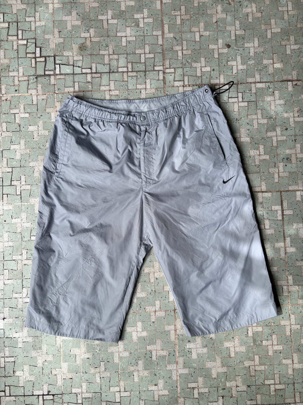 NIKE Classic Y2K Shorts w/ Bungee Waist Size M