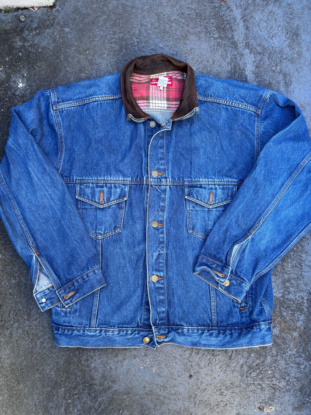 Vintage 90s Marlboro Denim Jacket XL Blue Mid Wash Front Pockets Leather Collar