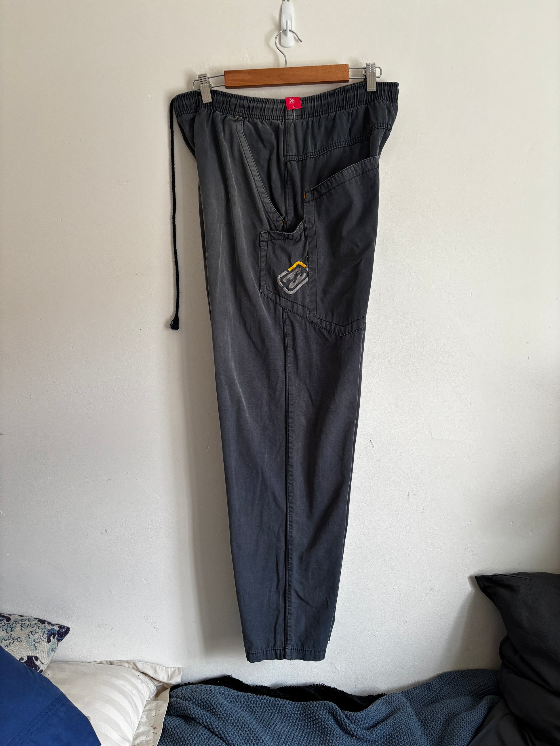 Y2K Billabong Pants Size 32