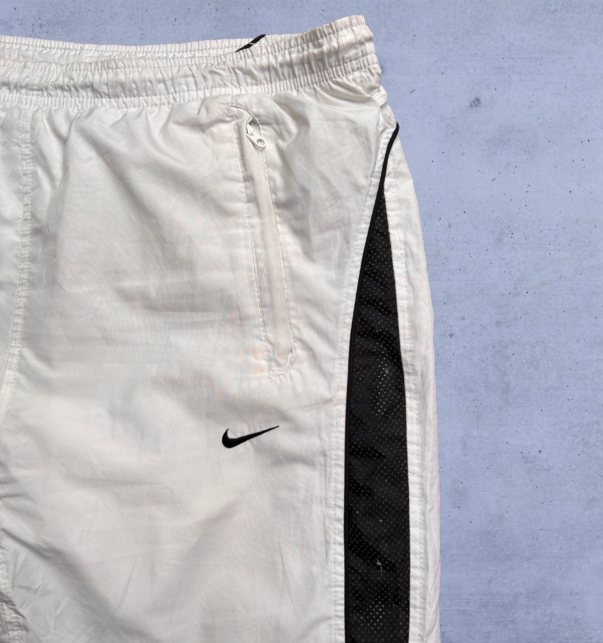 Vintage Y2K Nike Track Pants Women’s S/M White Black Nylon Wide Leg Bungee Ankle