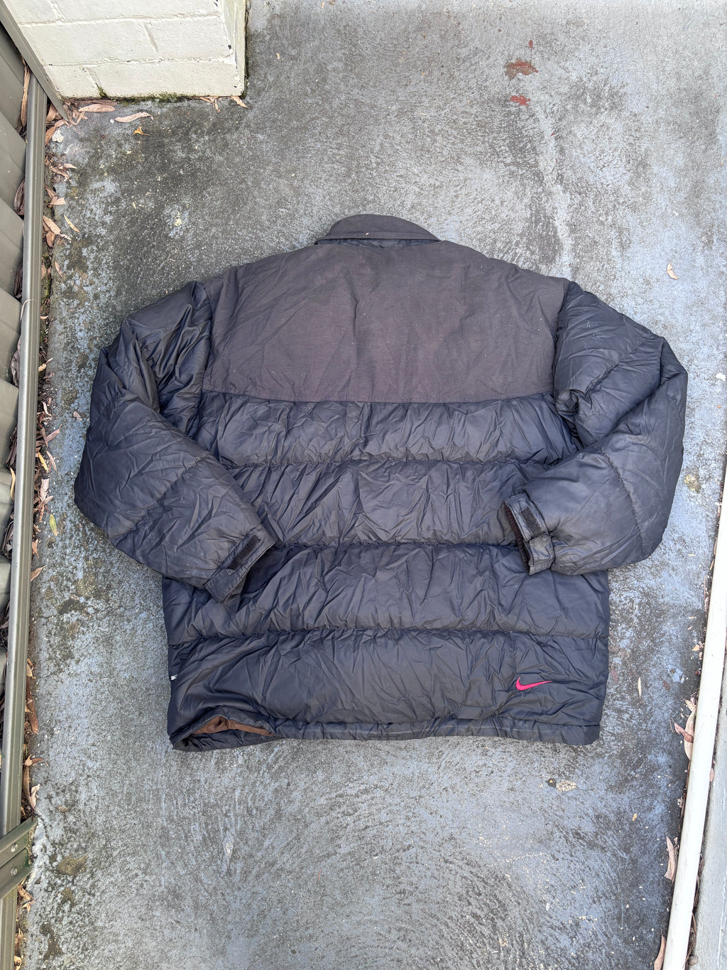 Vintage 90s Nike Down Puffer Jacket Size L Oversized Black Red Swoosh Full Zip