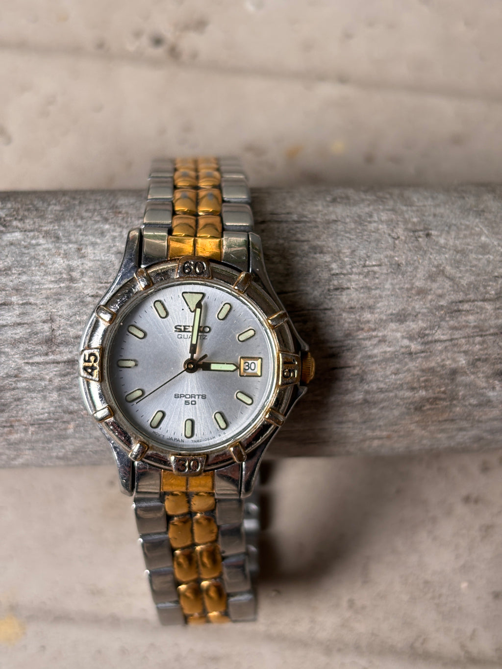 Seiko Sports 50 Ladies Analogue Stainless Steel Gold Tone Watch 7N82-0261