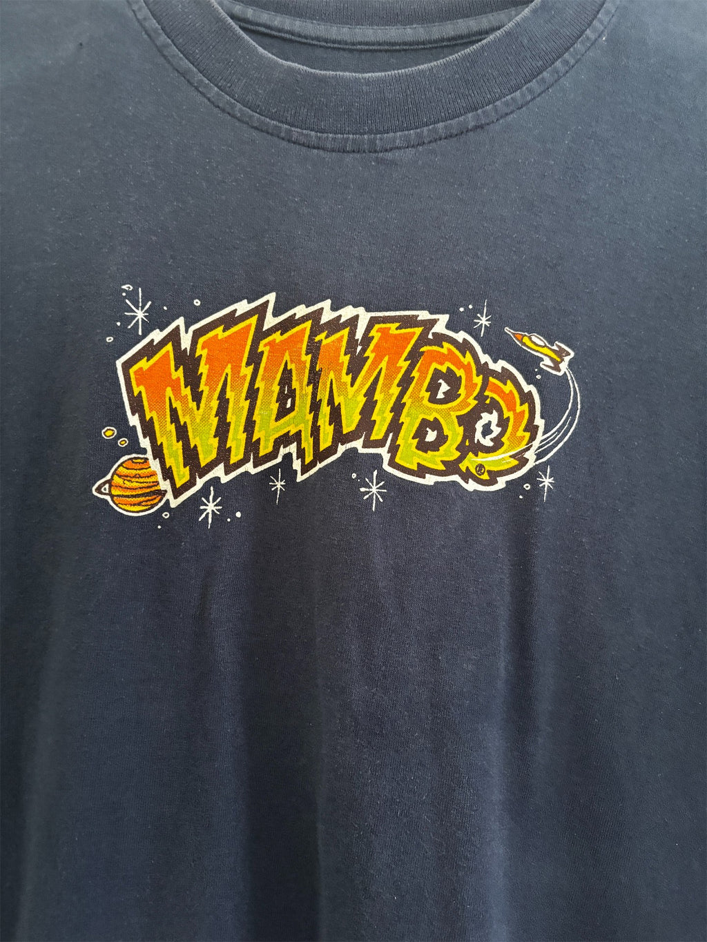 Vintage Y2K Mambo Rockin Jelly Bean T-Shirt Size Small 2003 Graphic Release