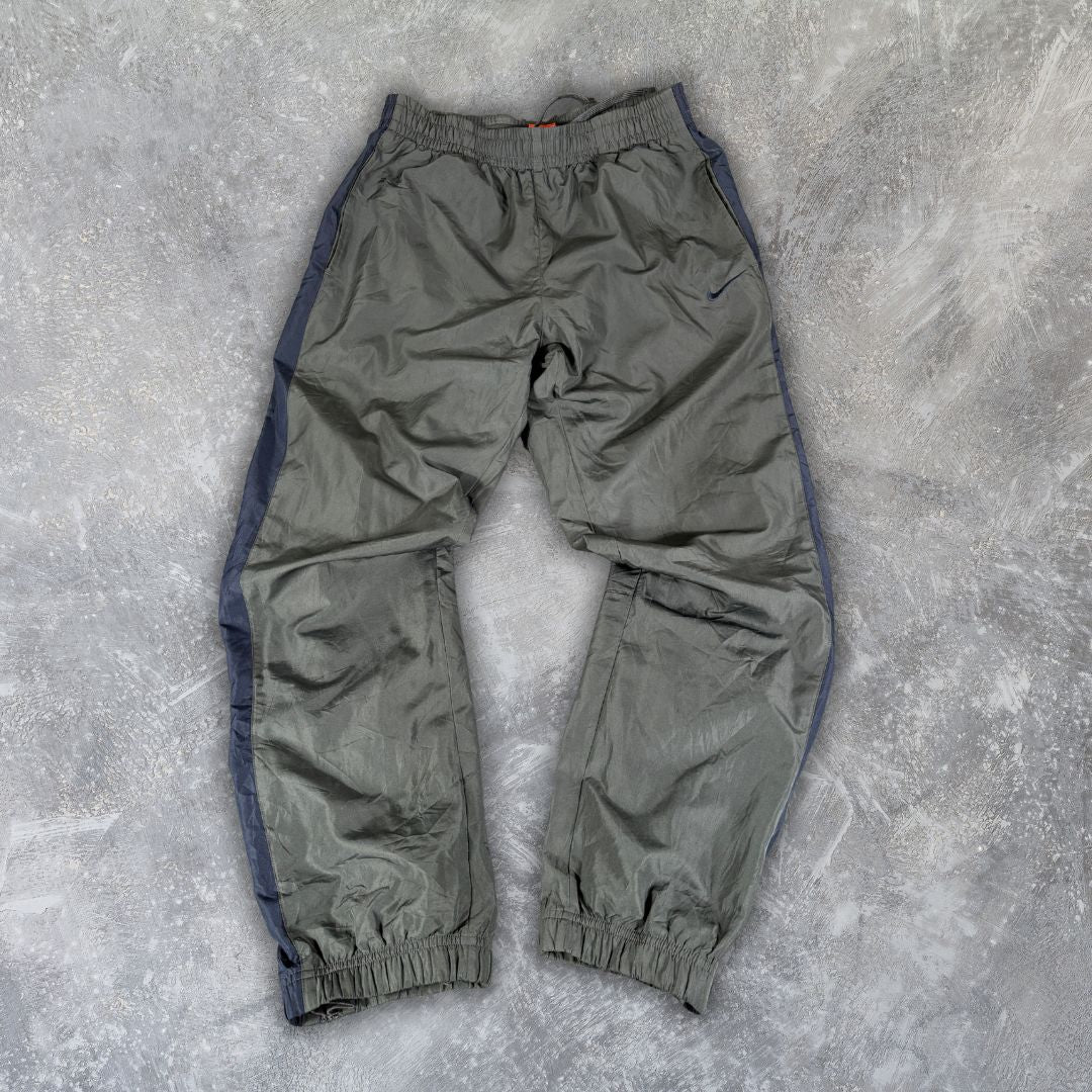 Vintage Y2K Nike Track Pants Size M Grey Navy Detail Straight Leg Classic Windbreaker