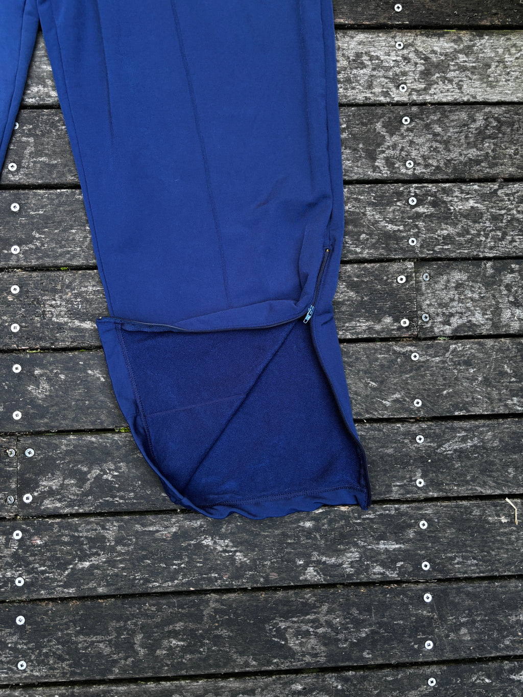 Vintage Y2K Nike Pleated Track Pants Size XL in Navy