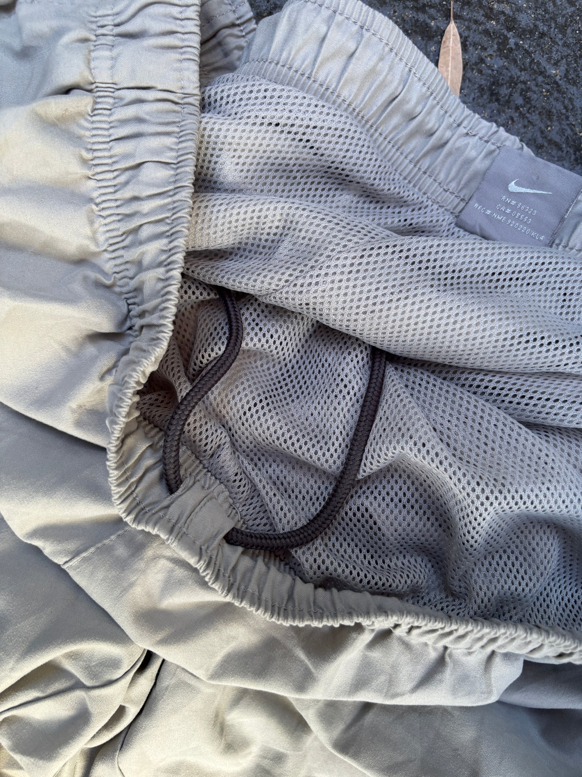 Vintage Y2K Nike Cargo Pants Size XXL Double Grey Wide Leg Nylon Windbreakers