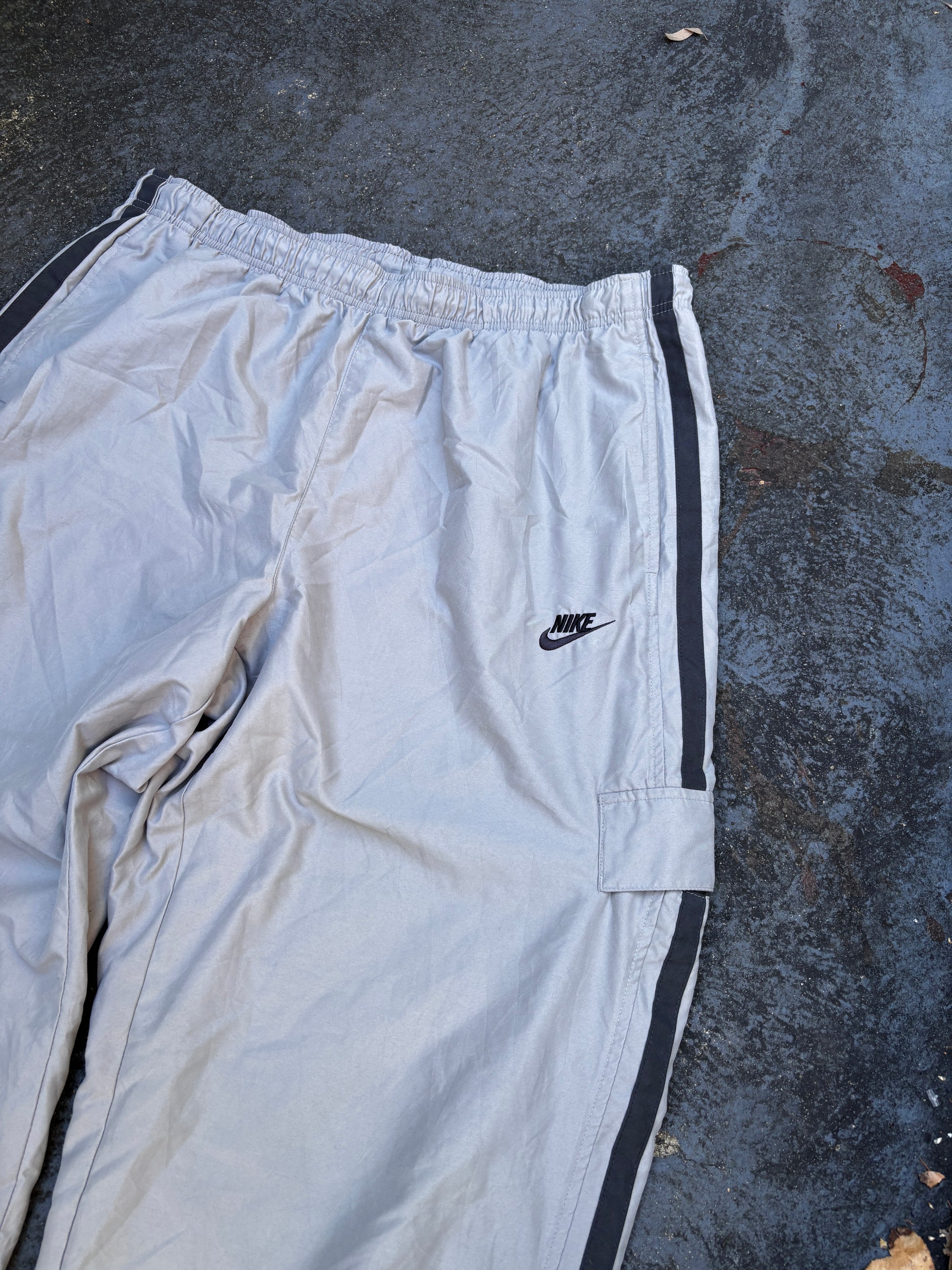 Vintage Y2K Nike Cargo Pants Size XXL Double Grey Wide Leg Nylon Windbreakers