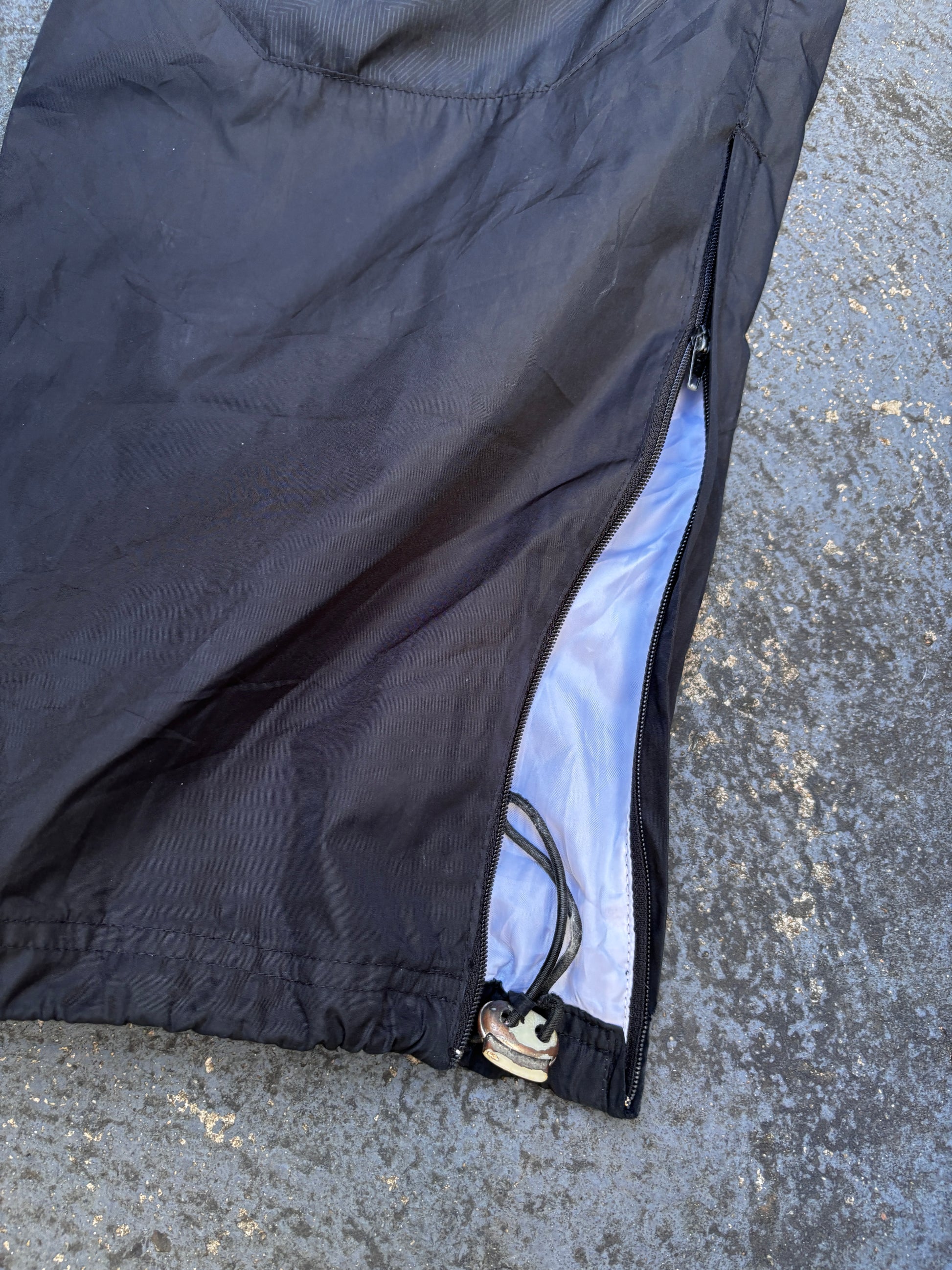 Classic Nike Track Pants Size S Black Grey Bungee Cuff Textured Windbreakers