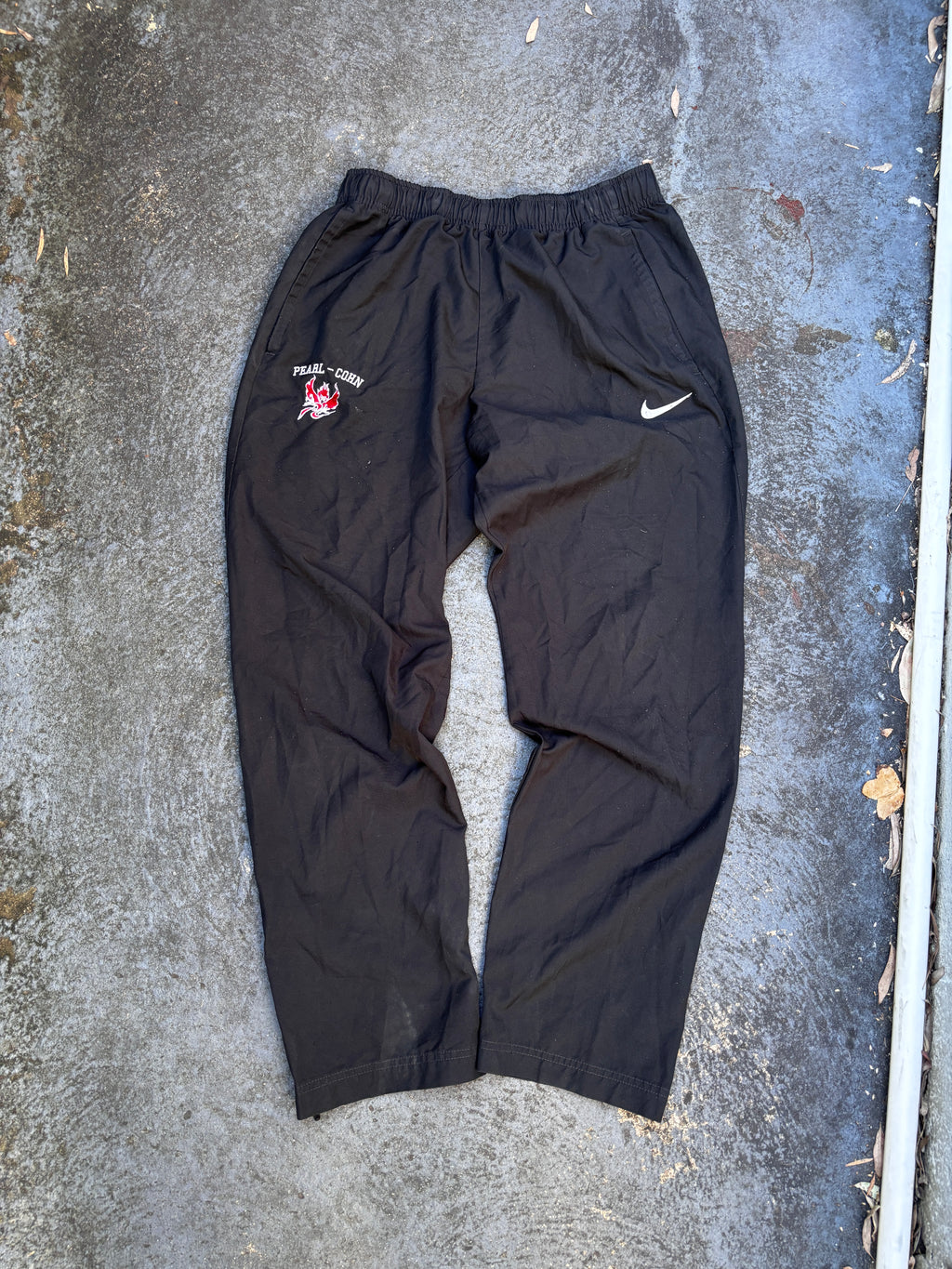 Nike Track Pants Size M Black Embroidered High School Track Classic Windbreakers