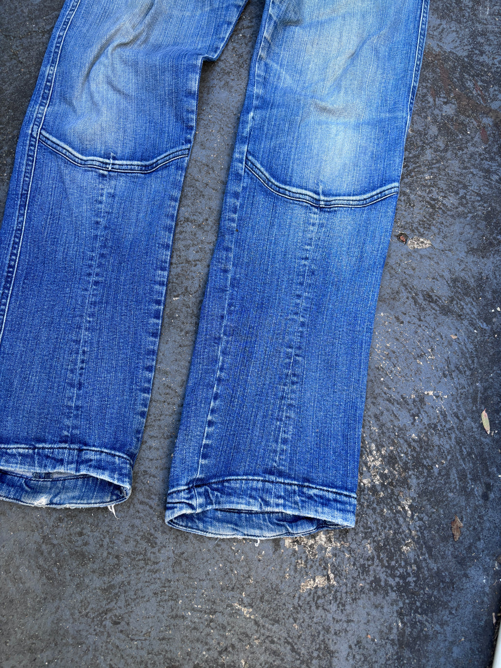 Vintage Diesel Slickap Jeans Size 33 Mid Wash Front Pockets Zips Faded Made in Italy
