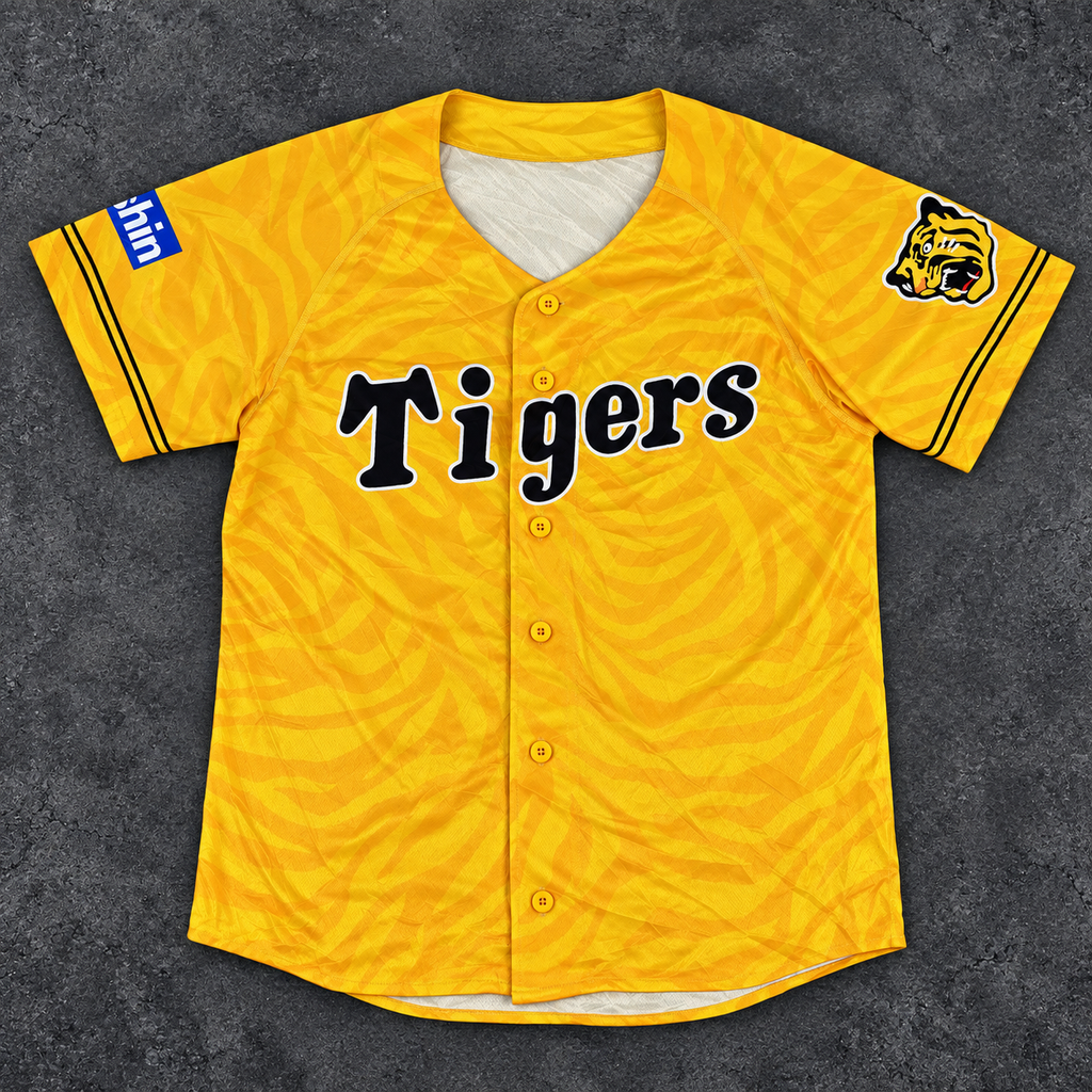 Osaka Tigers Japanese Baseball Jersey Men’s Medium in Yellow Activewear