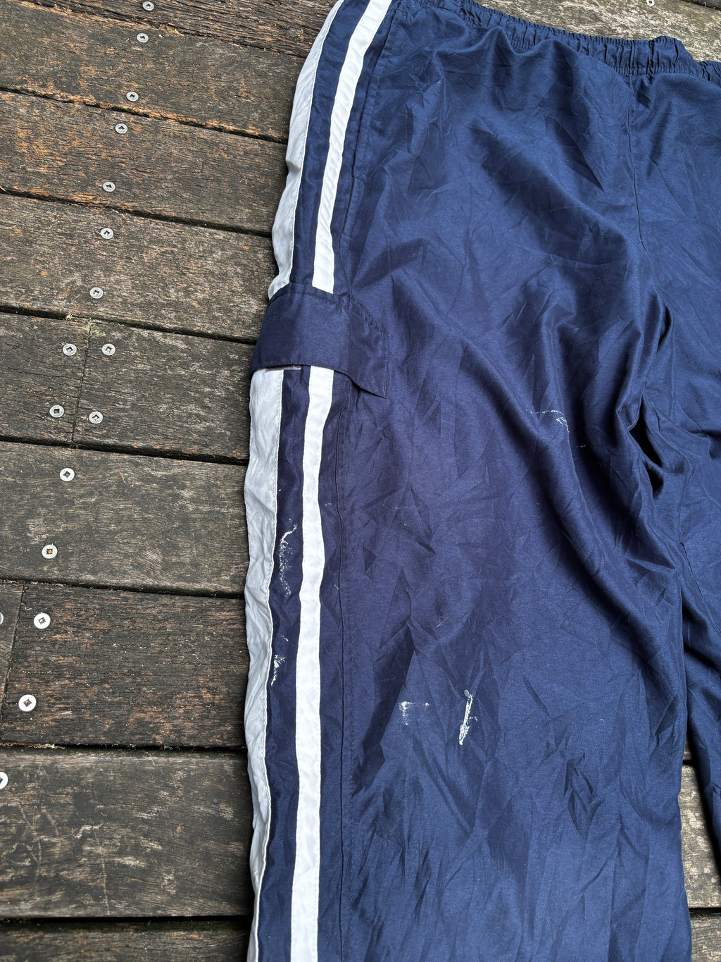 Vintage Nike Cargo Pants Size XL in Navy Y2K