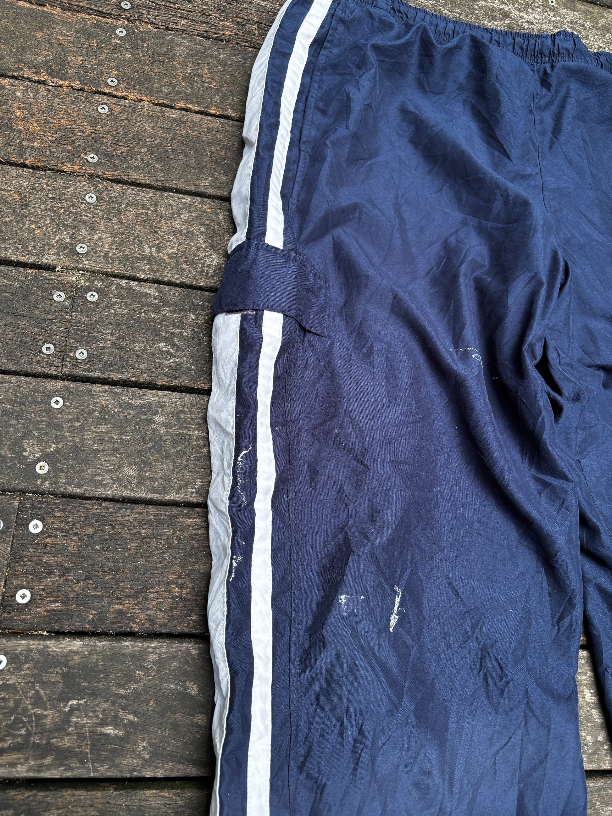 Vintage Nike Cargo Pants Size XL in Navy Y2K
