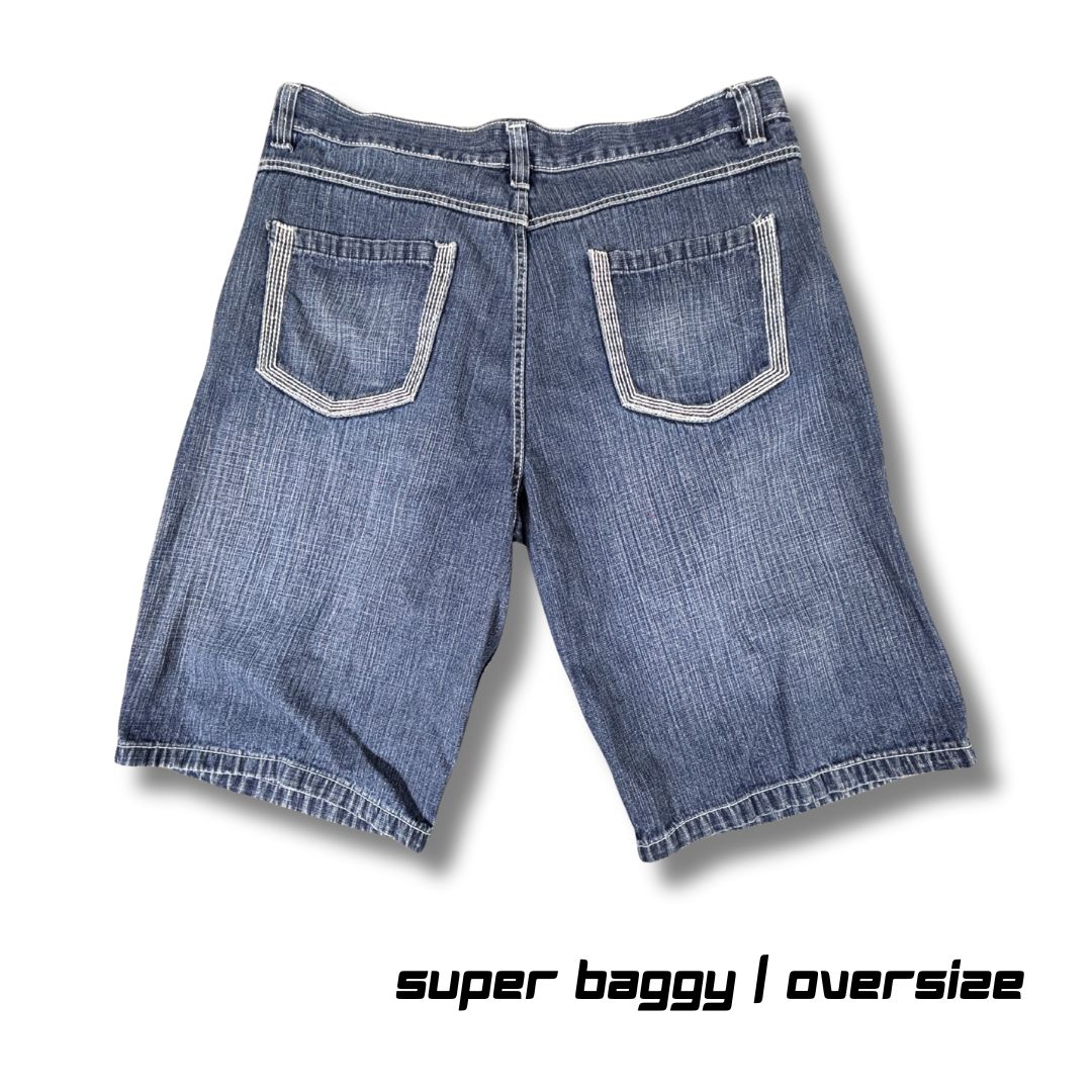 Vintage Evolution Denim Shorts Men’s 44 Mid-Wash Super Baggy Hip Hop Jorts