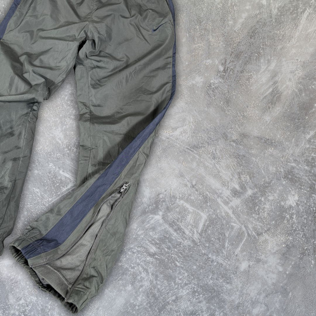 Vintage Y2K Nike Track Pants Size M Grey Navy Detail Straight Leg Classic Windbreaker