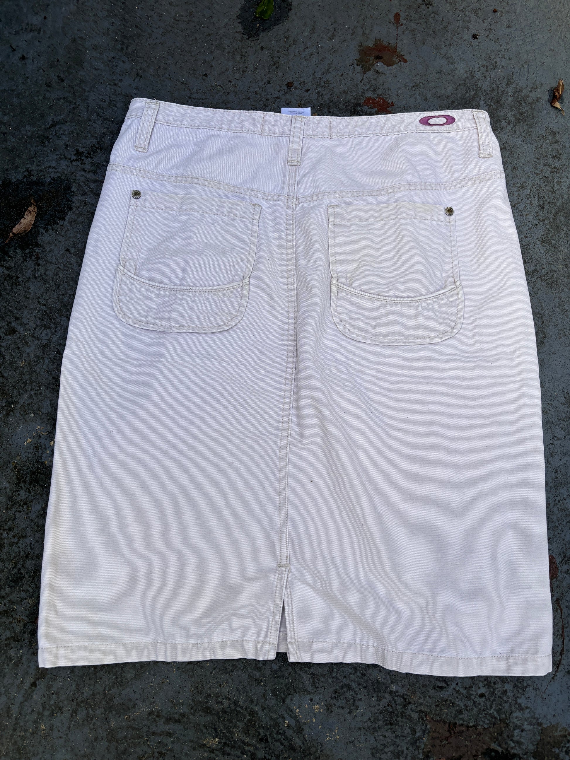 Vintage 90s Oakley Skirt Size L UK 12 Denim Pleated Red Tag Pockets Embroidered
