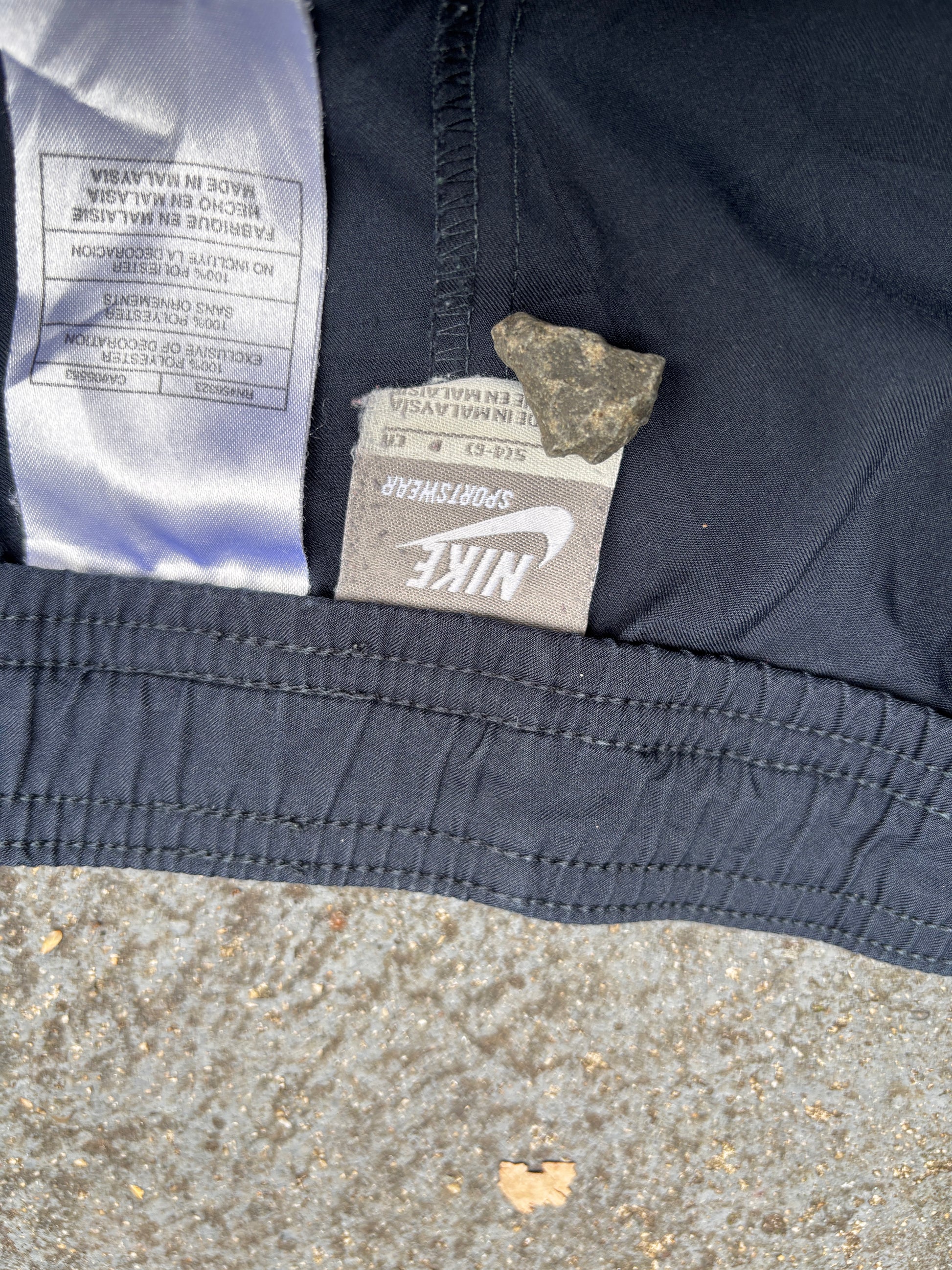Vintage Y2K Nike Track Pants Size S Navy White Detail Straight Leg Classic Windbreakers