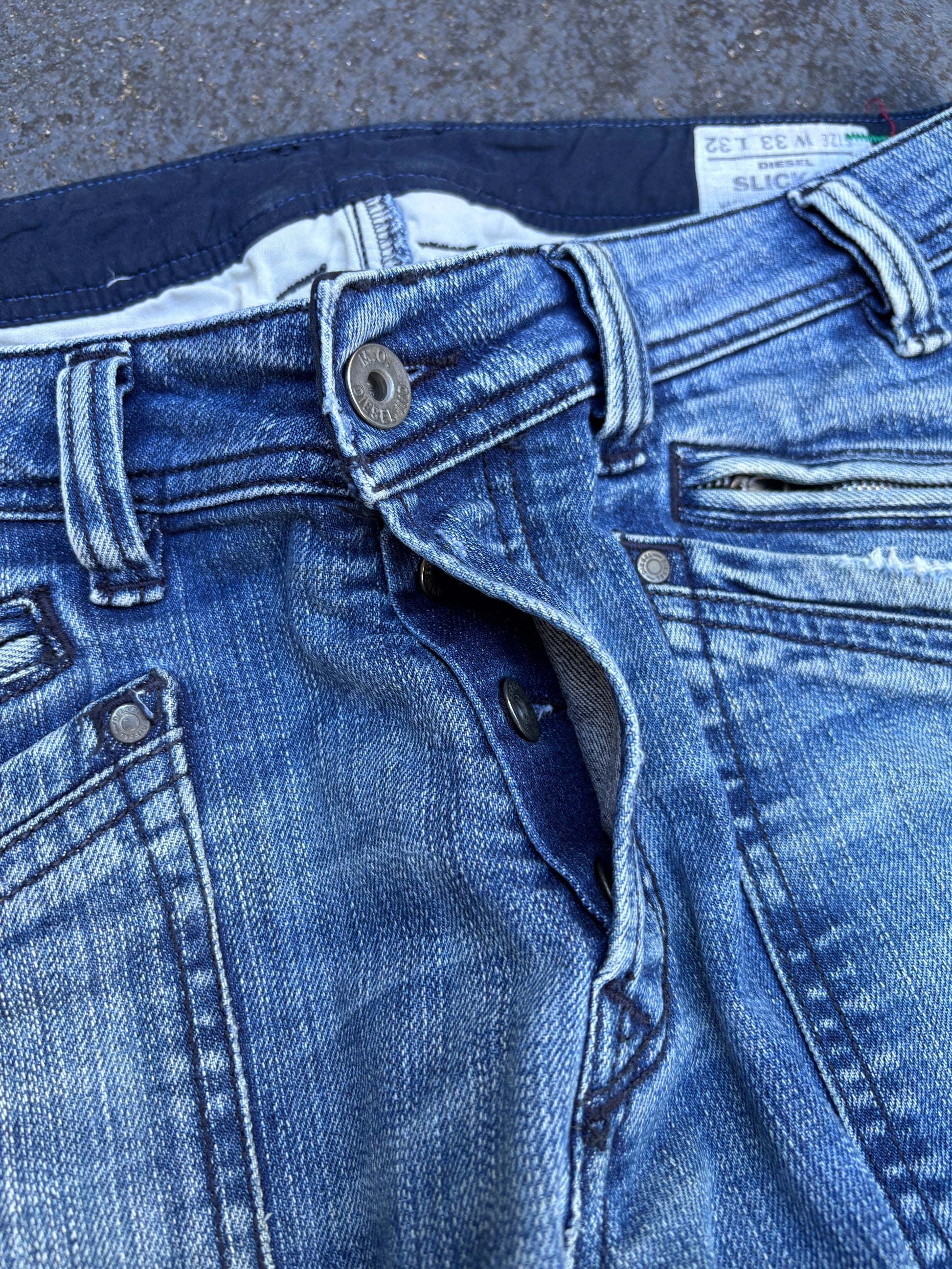 Vintage Diesel Slickap Jeans Size 33 Mid Wash Front Pockets Zips Faded Made in Italy
