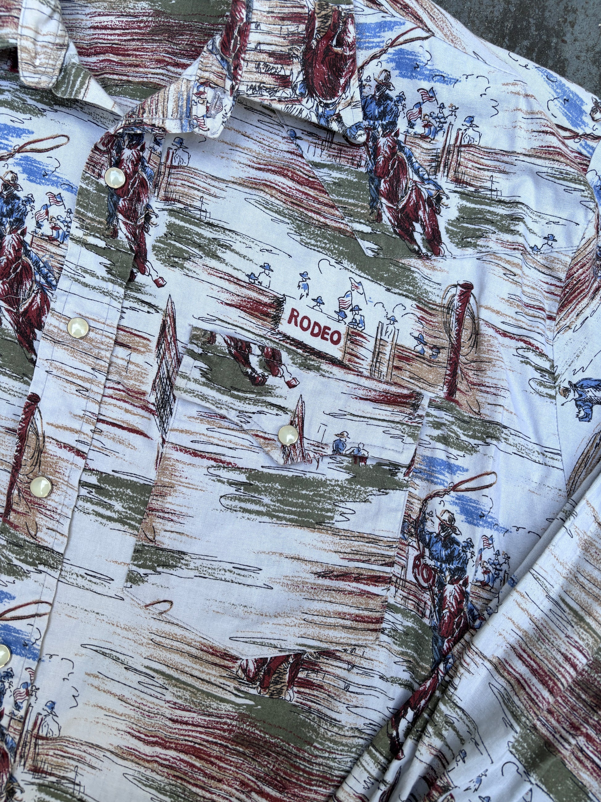 Vintage Outlaw Western Wear Shirt Size XL All Over Rodeo Pattern Pearl Snap Button Up