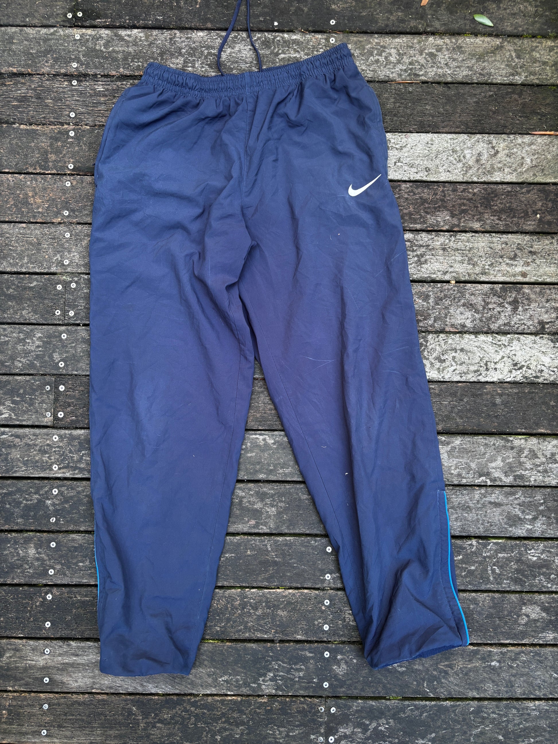 Nike Track Pants in Navy Size L Everyday Wear Nylon Windbreakers