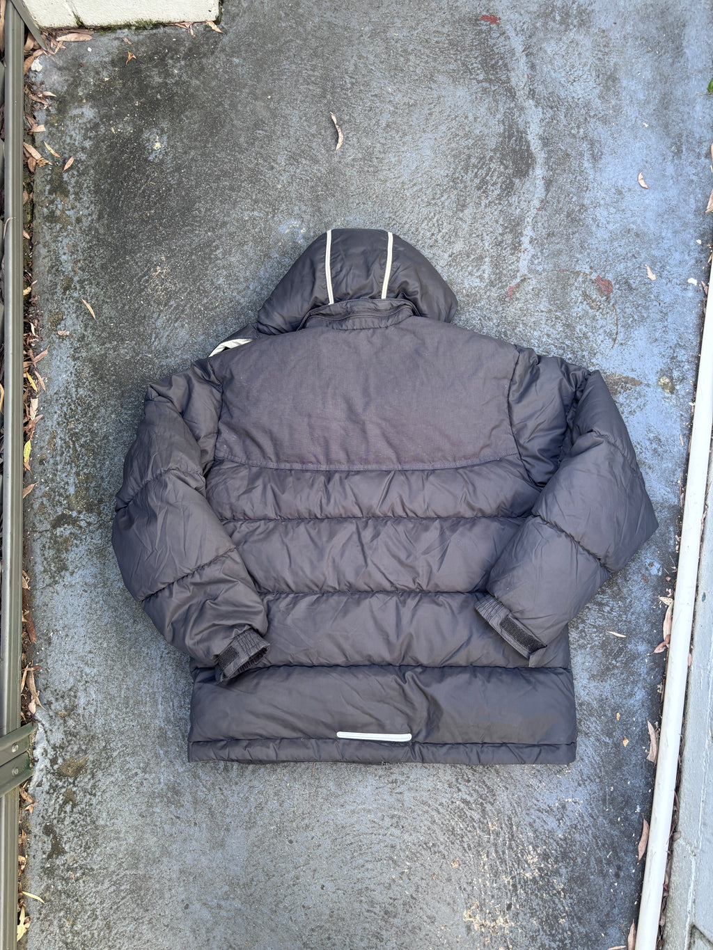 Vintage Y2K Nike Down Puffer Jacket Size XL Oversized Black Red Swoosh Full Zip