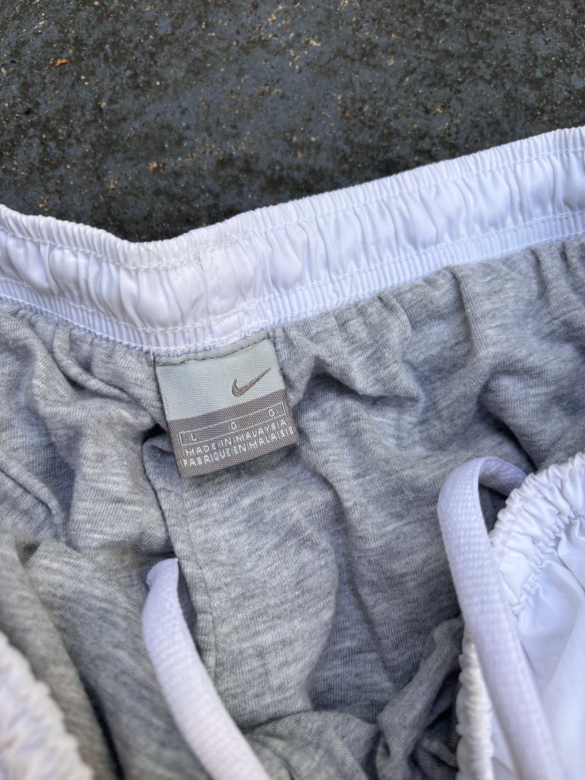Vintage Y2K Nike Track Pants Size L White Blue Swoosh Classic Nylon Windbreakers