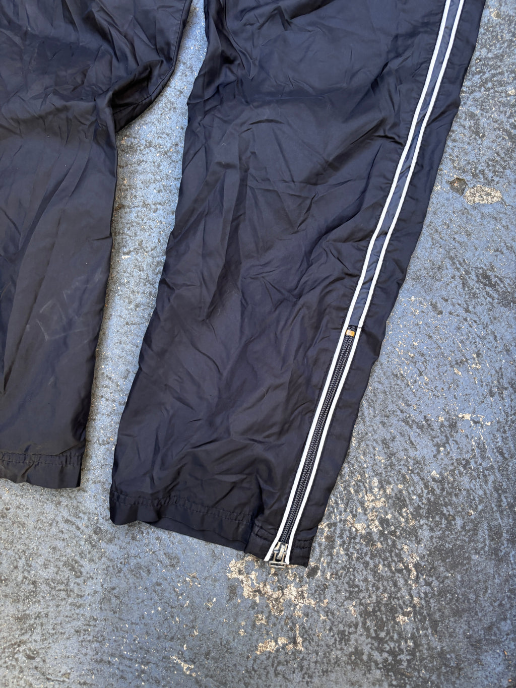 Vintage Y2K Nike Track Pants Size S Black White Side Detail Classic Windbreakers